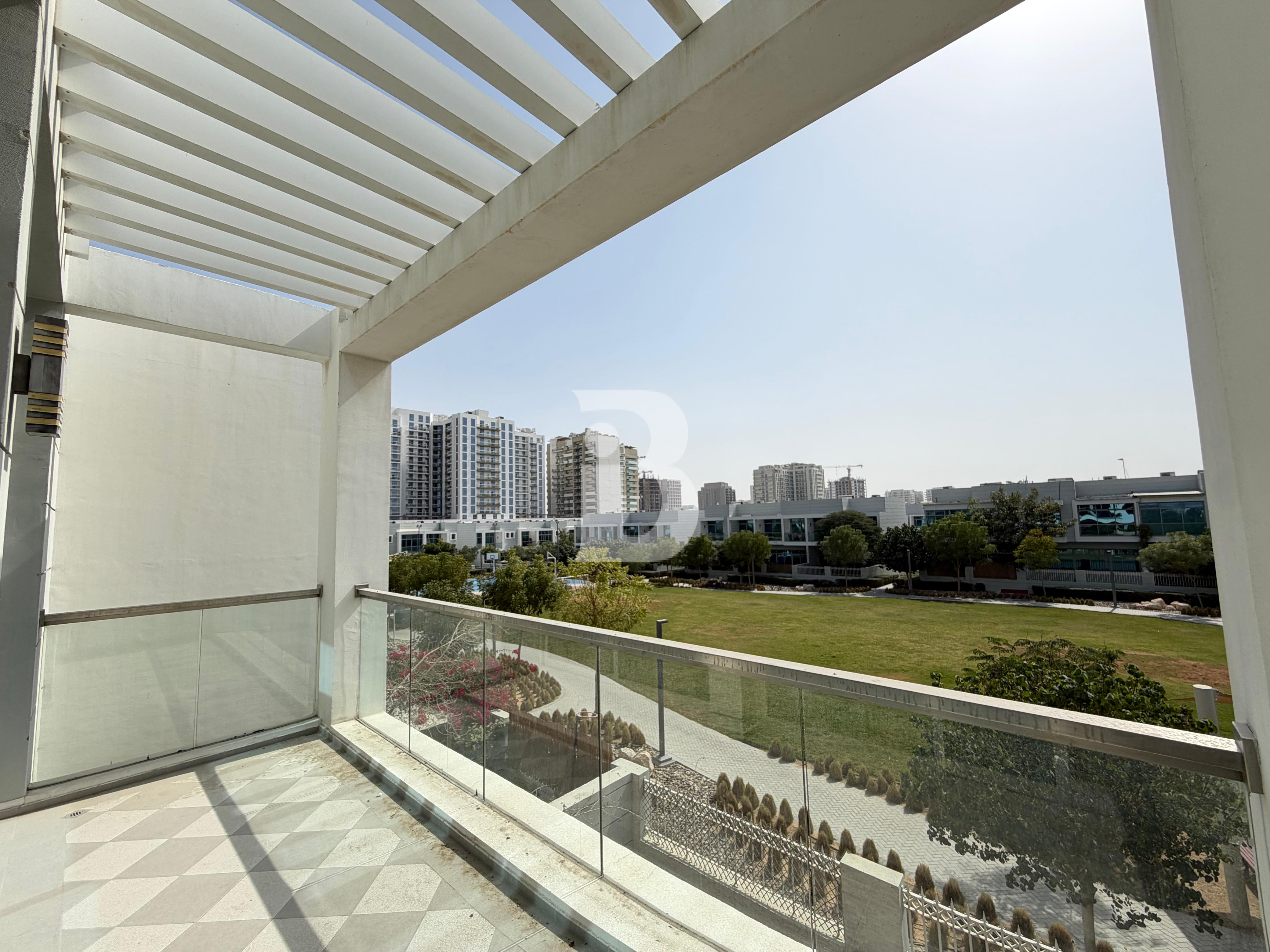 VASTU| PARK FACING| SINGLE ROW| VACANT| NEGOTIABLE