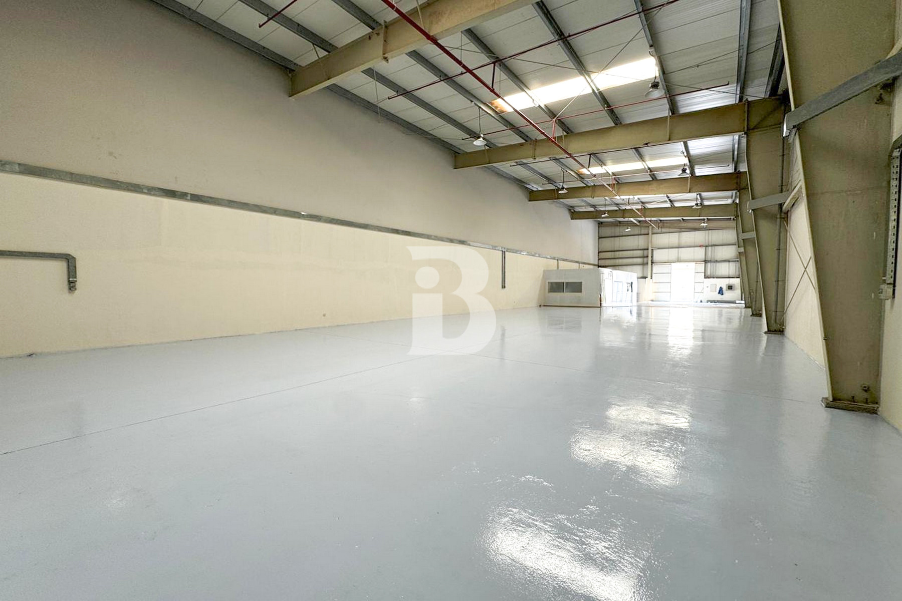 75 kW Power | Loading Area | Ready to Move