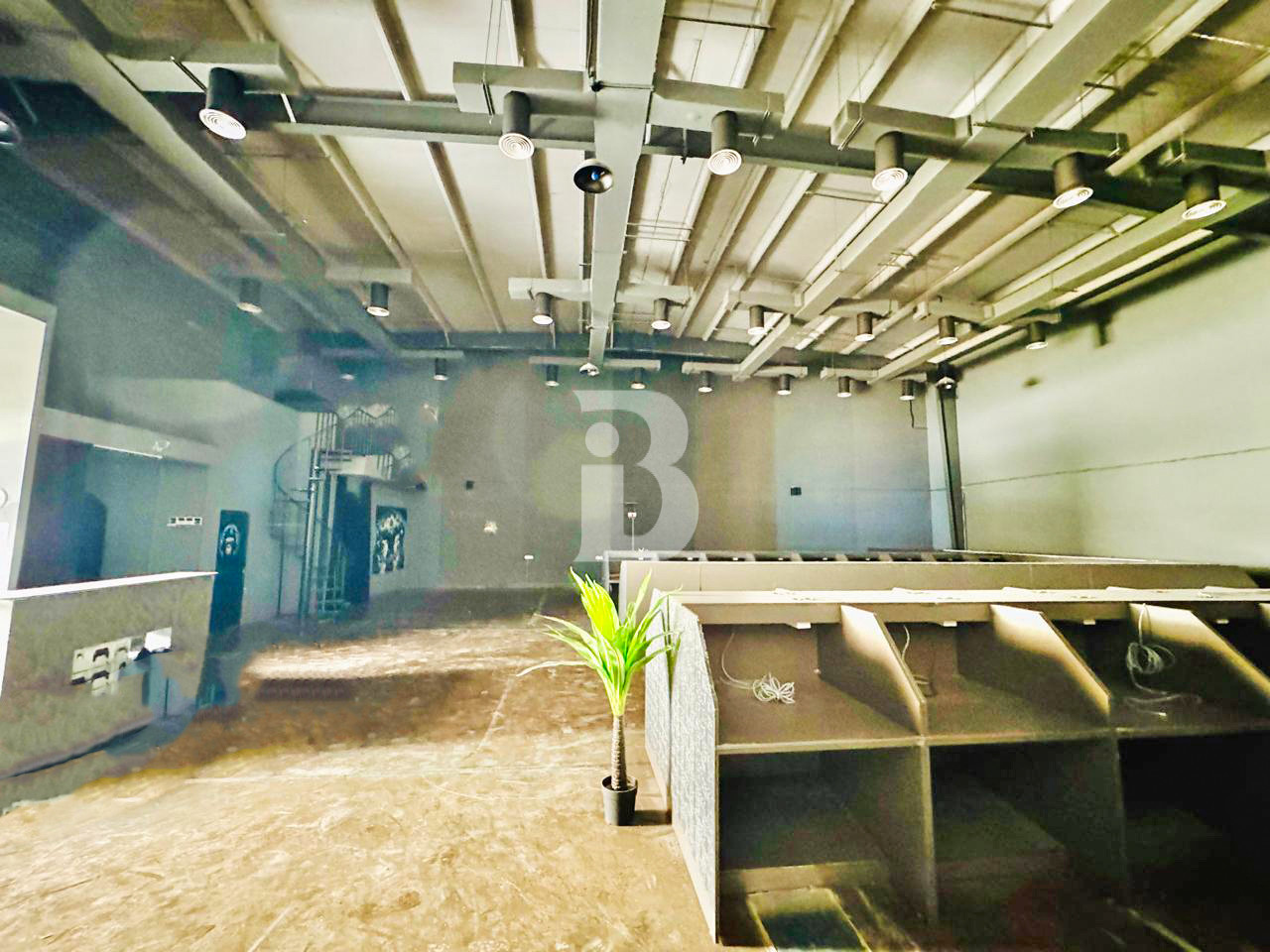 GRADE A | BEST FOR SHOWROOM, RETAIL AND F&B