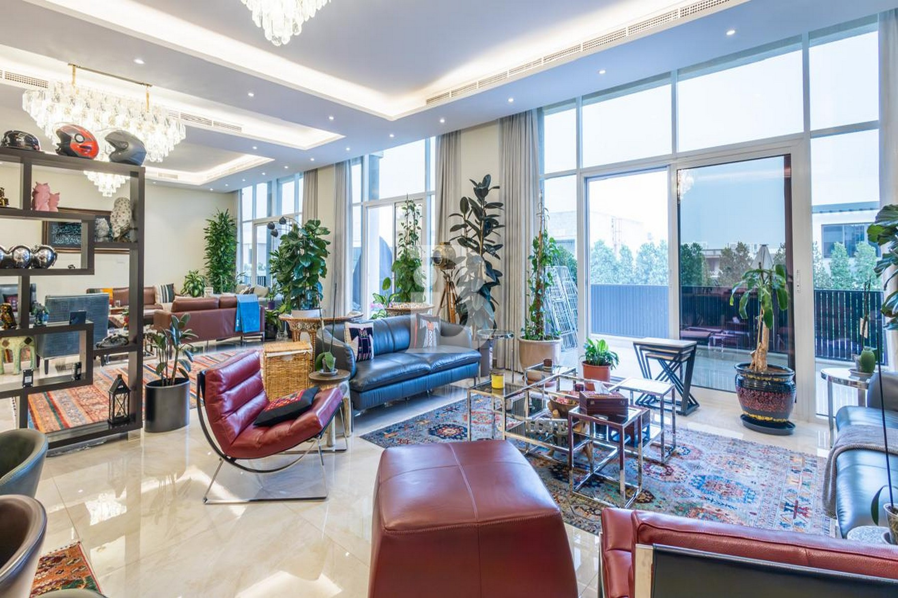 Exclusive | Large plot | Open plan layout