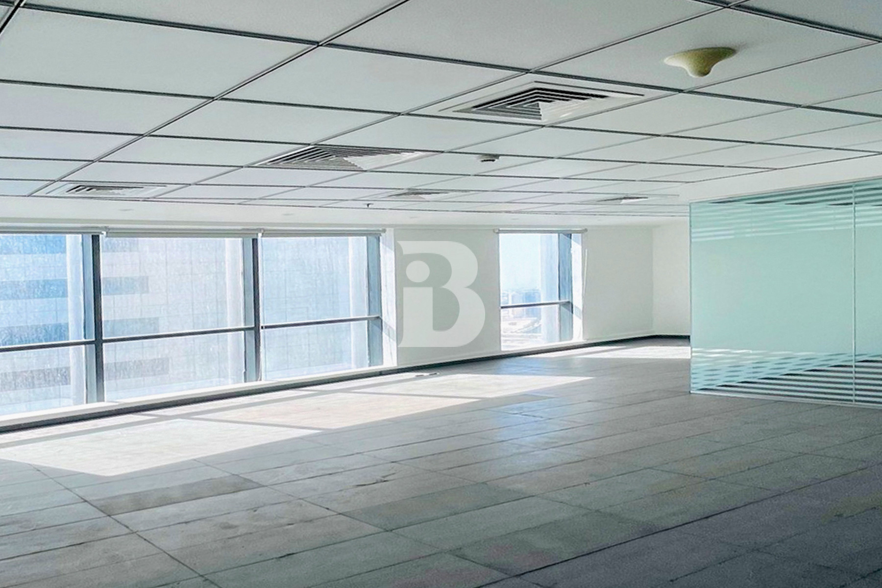 High-Floor Office | Near Metro | Excellent Value