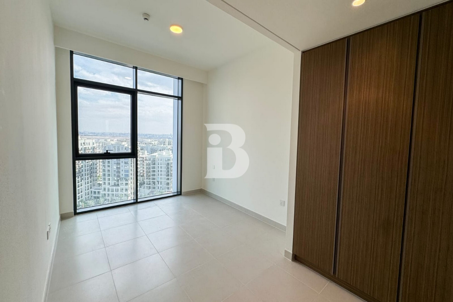 Lagoon View | Brand New | Corner unit
