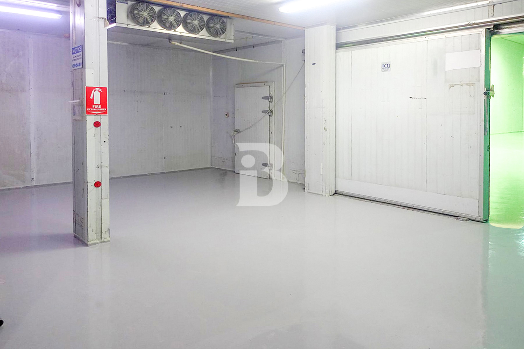 COLD STORAGE WAREHOUSE | FULLY INSULATED