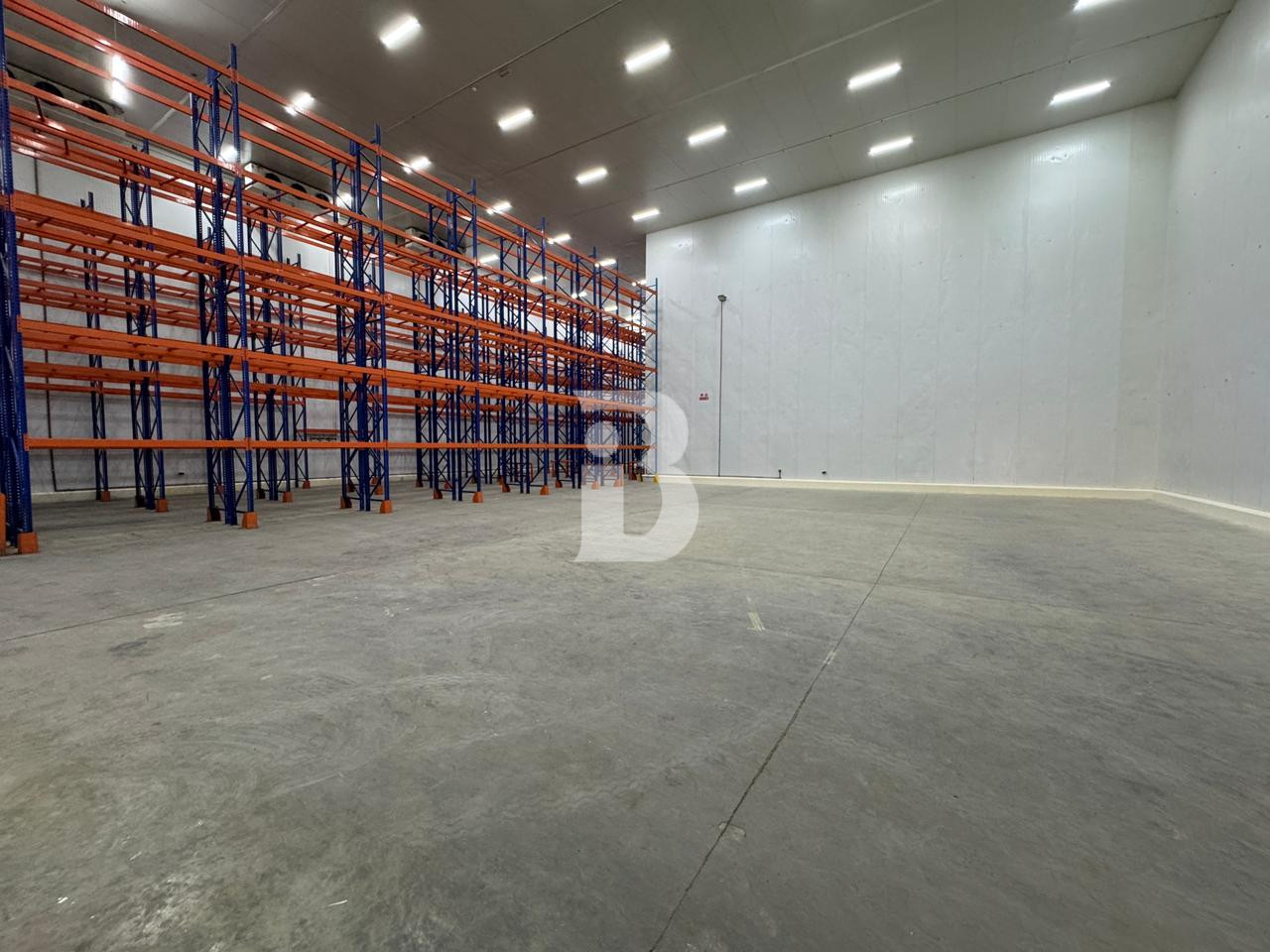 NO DREC |COLD STORAGE| 93kW| DOCK ACCESS