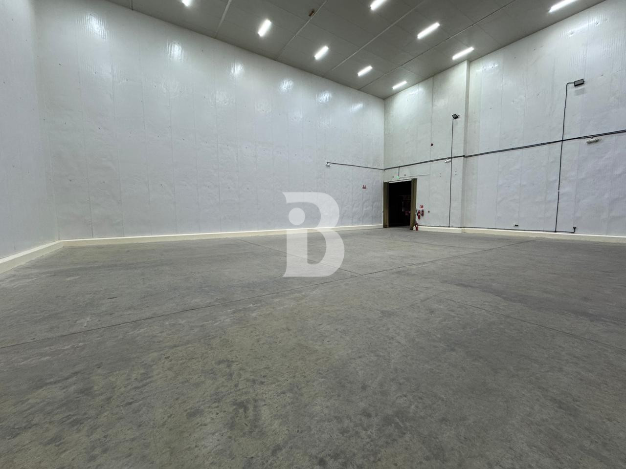 NO DREC |COLD STORAGE| 93kW| DOCK ACCESS
