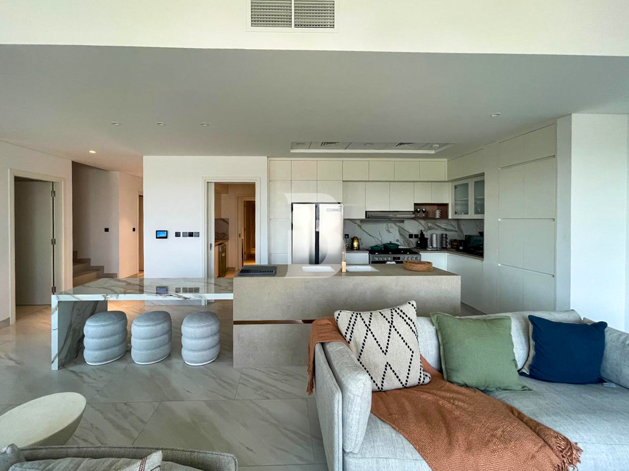 4BR TH | Direct to the beach | Near Wynn Casino