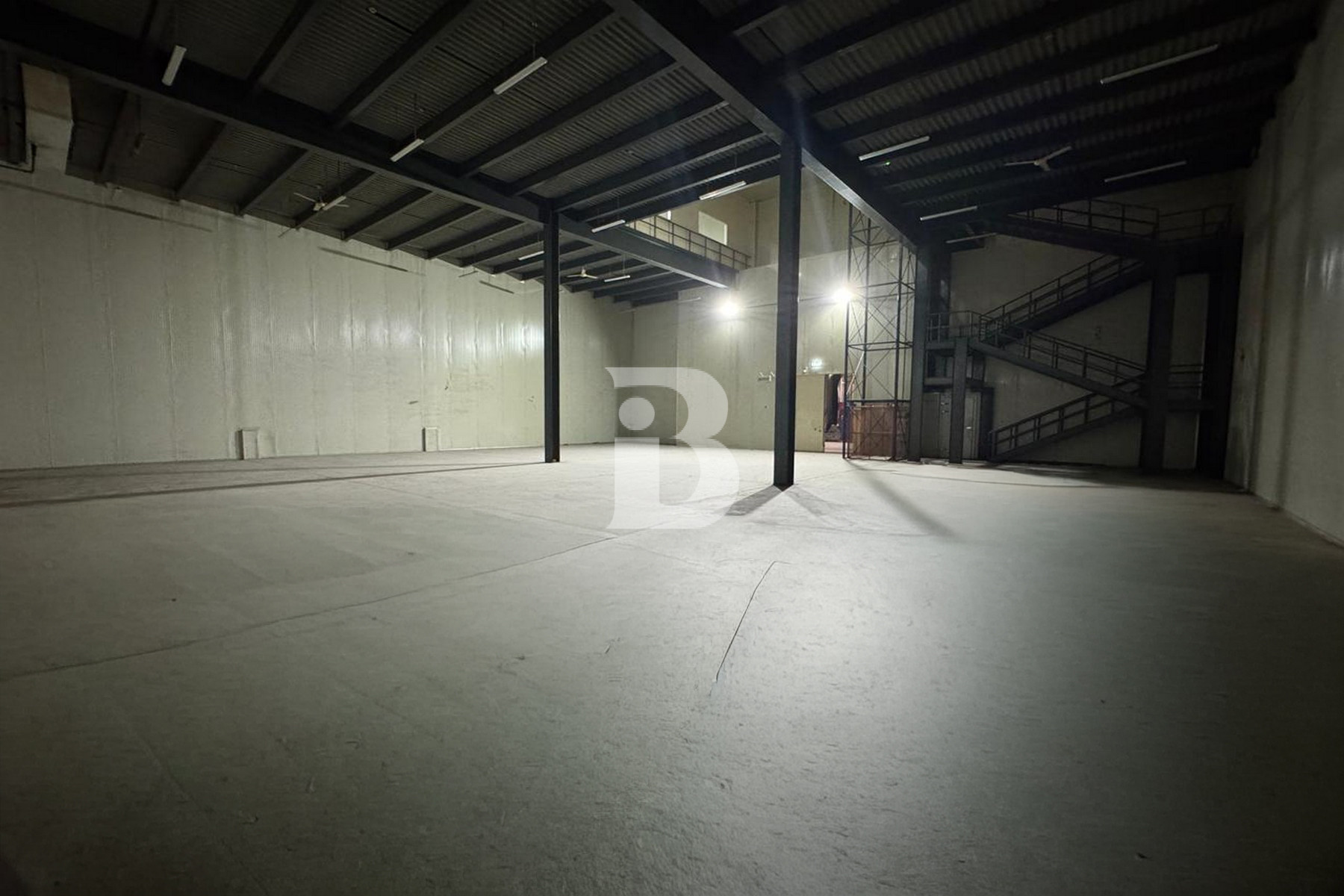 Cold Storage |116 kW| Docking | No DREC