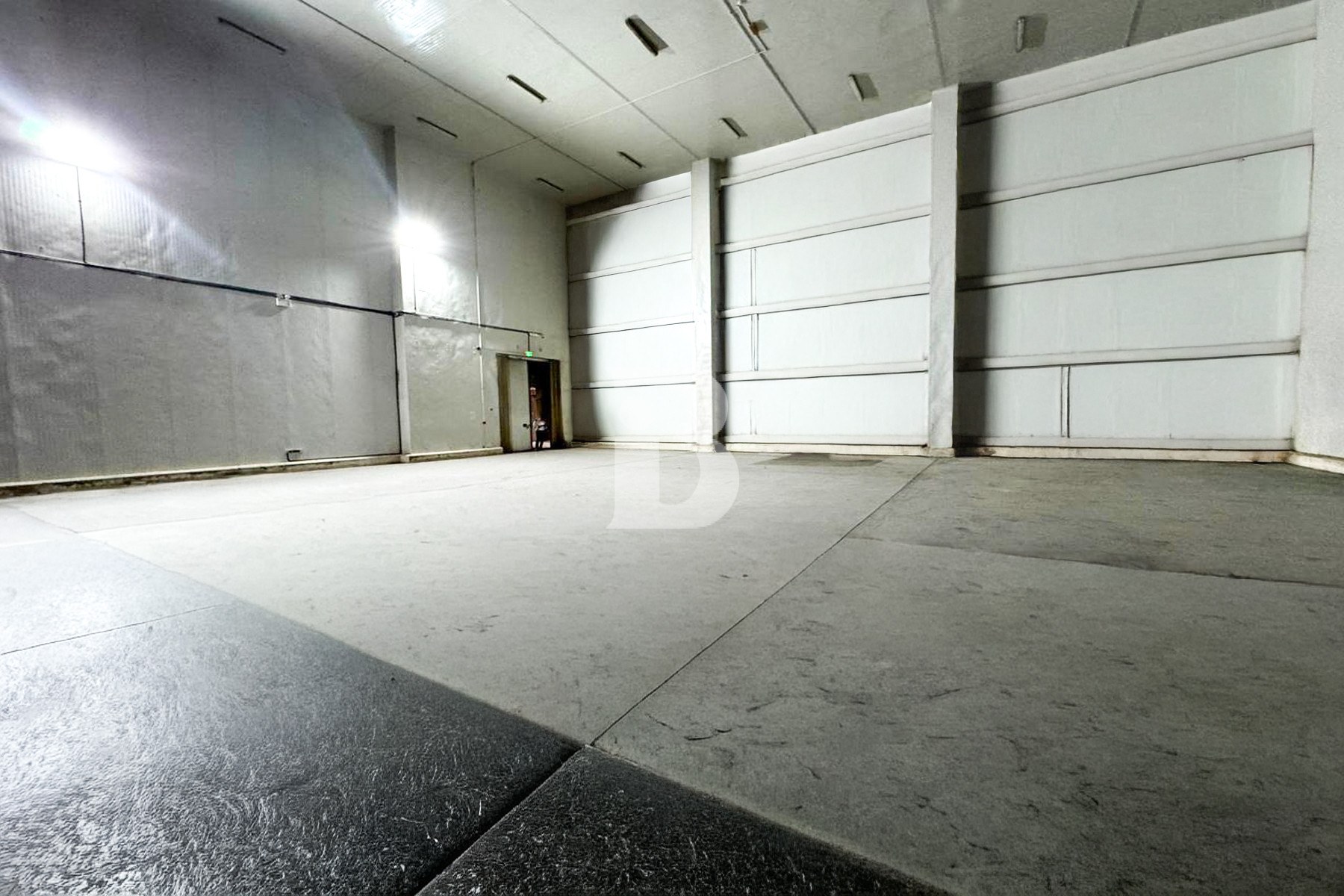 NO DREC FEE | Cold Storage| Dock Access