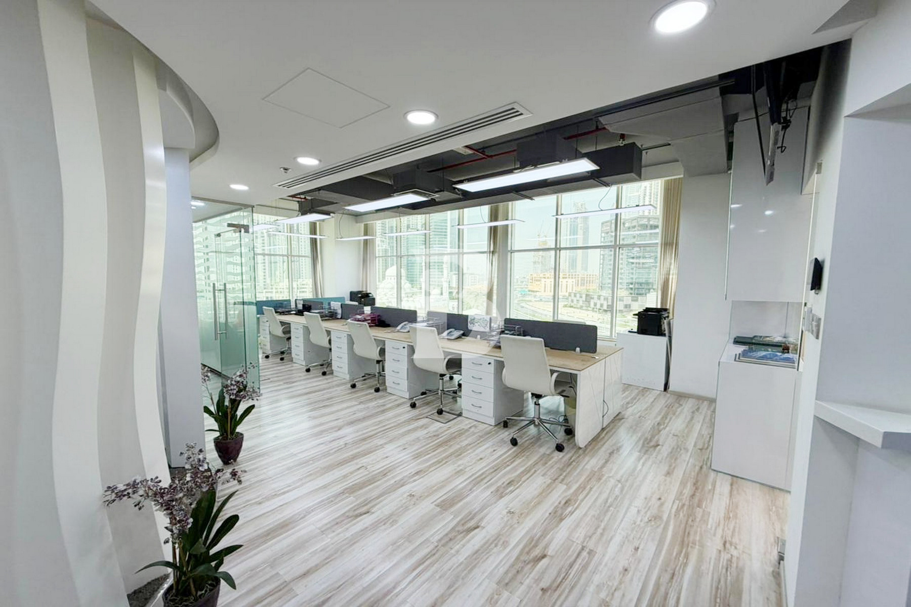 Furnished Office|Sought-After Commercial Location