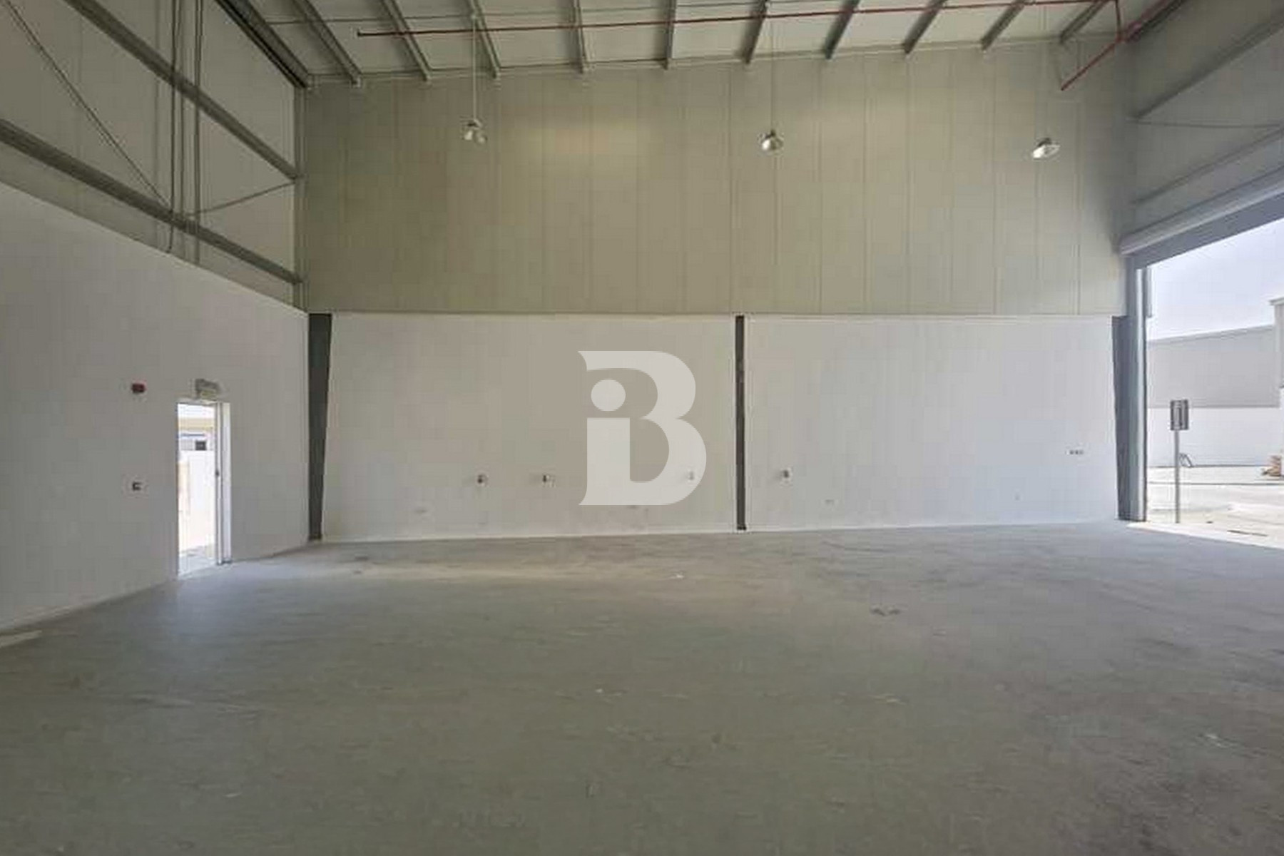 Brand New | Prime Warehouse | Equipped with Power