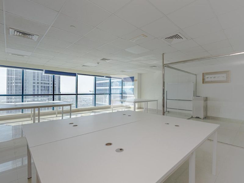 VACANT OFFICE | FITTED | DMCC | CLOSE TO METRO