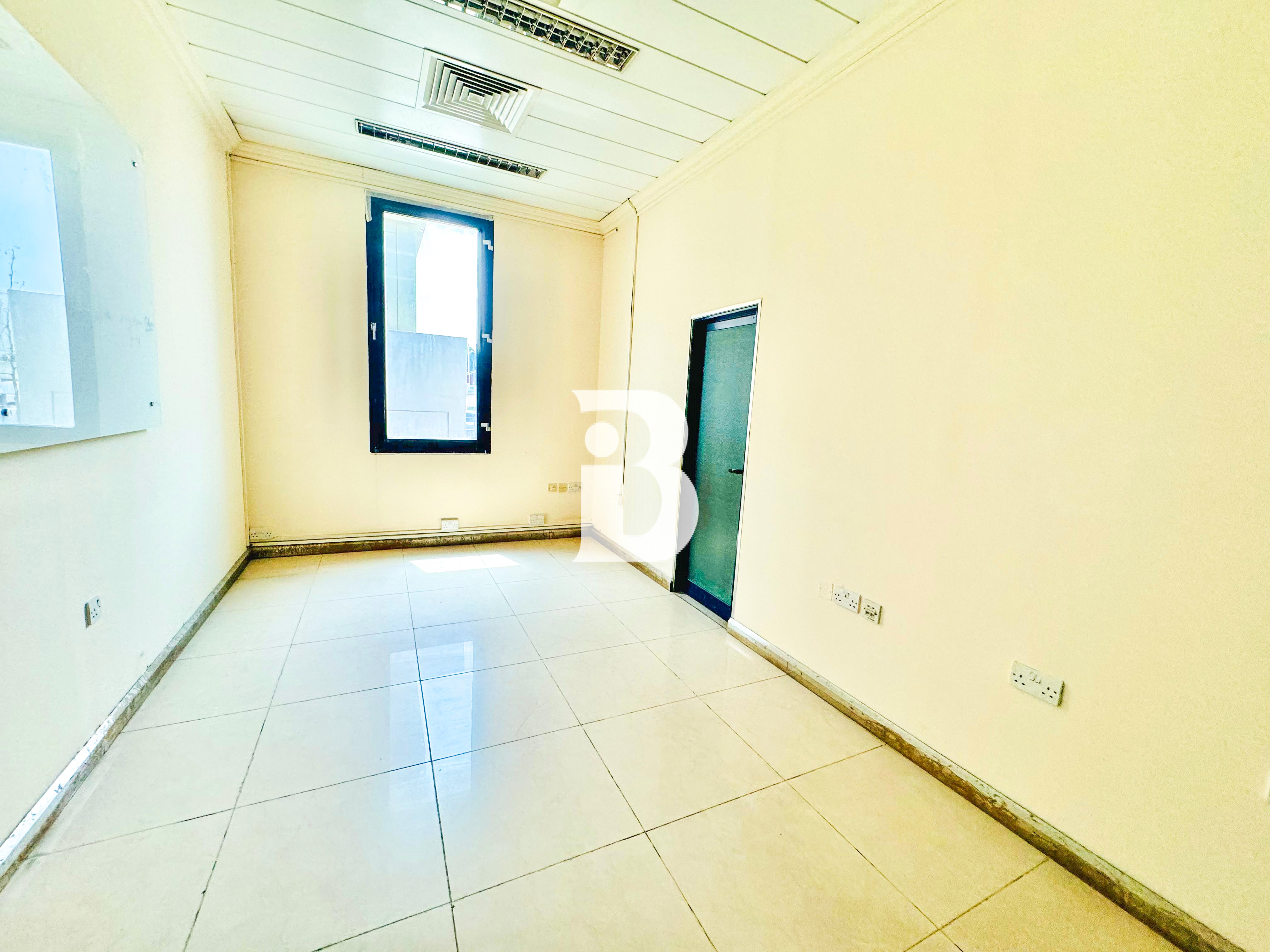 WAREHOUSE FOR SALE AL QUOZ INDUSTRIAL 4 | 1800 KW