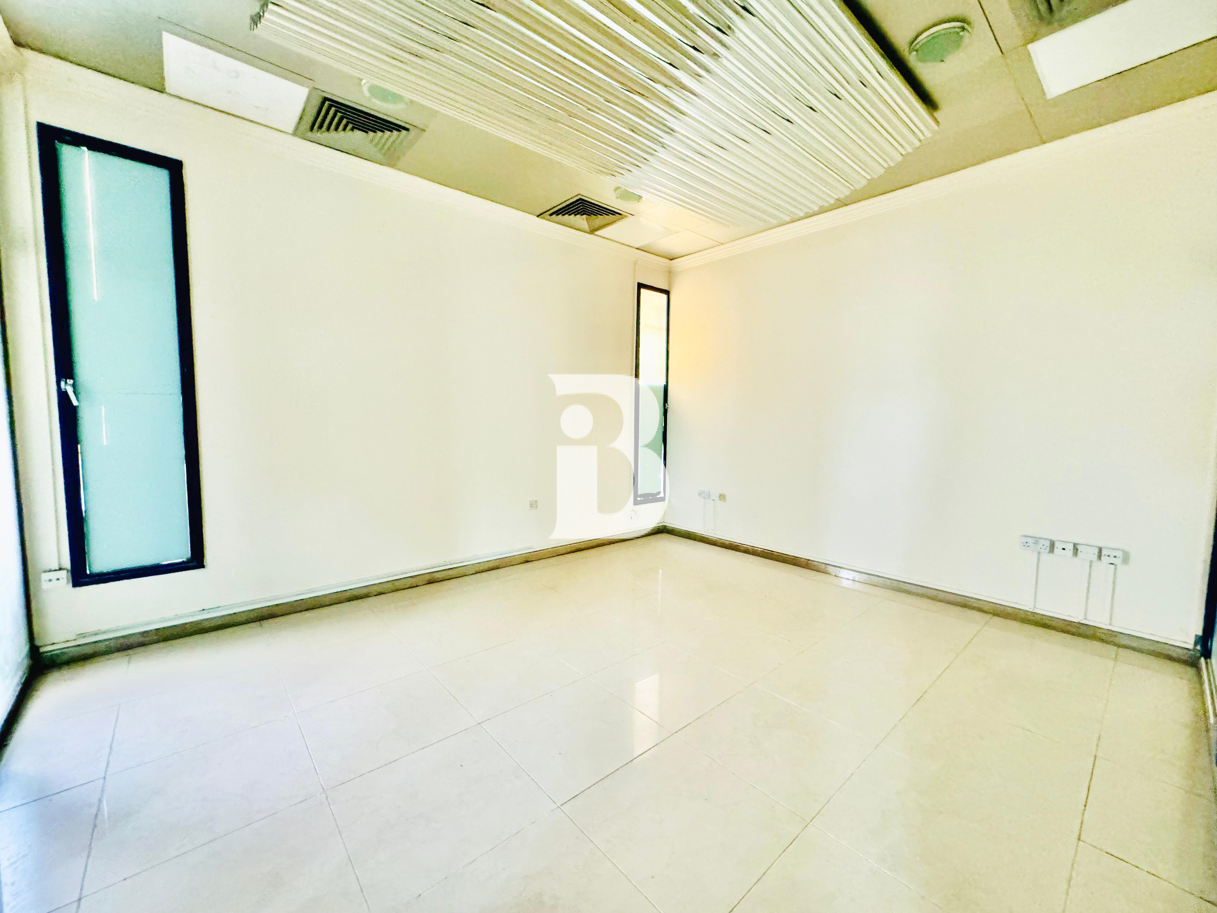 WAREHOUSE FOR SALE AL QUOZ INDUSTRIAL 4 | 1800 KW