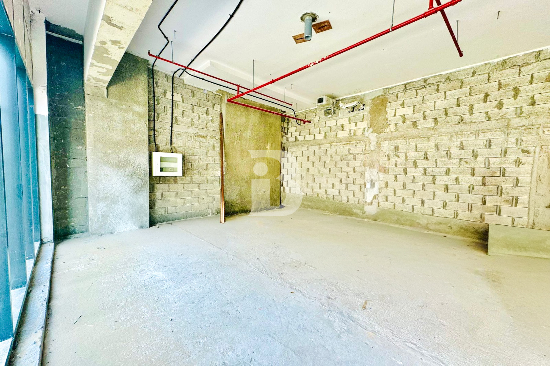 RETAIL I SHELL & CORE | NEGOTIABLE