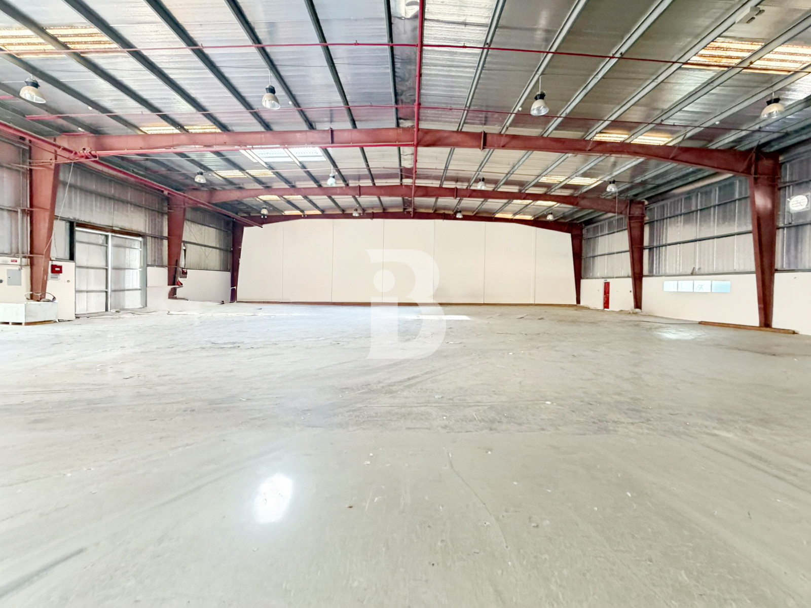 185 KW Good for kitchen 9700 sqft Warehouse in DIP