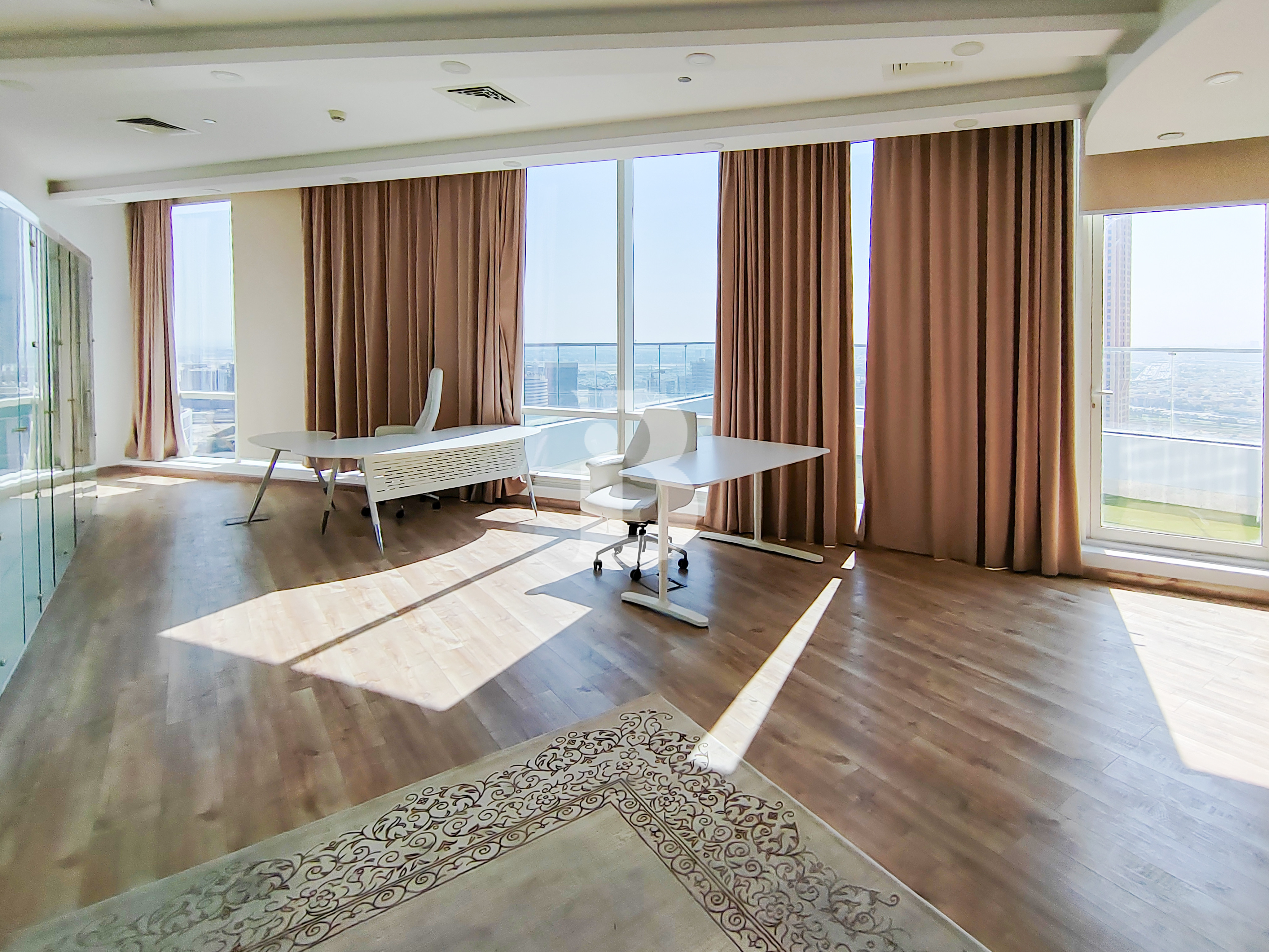 Vacant | High Floor with Balcony | Bright Unit