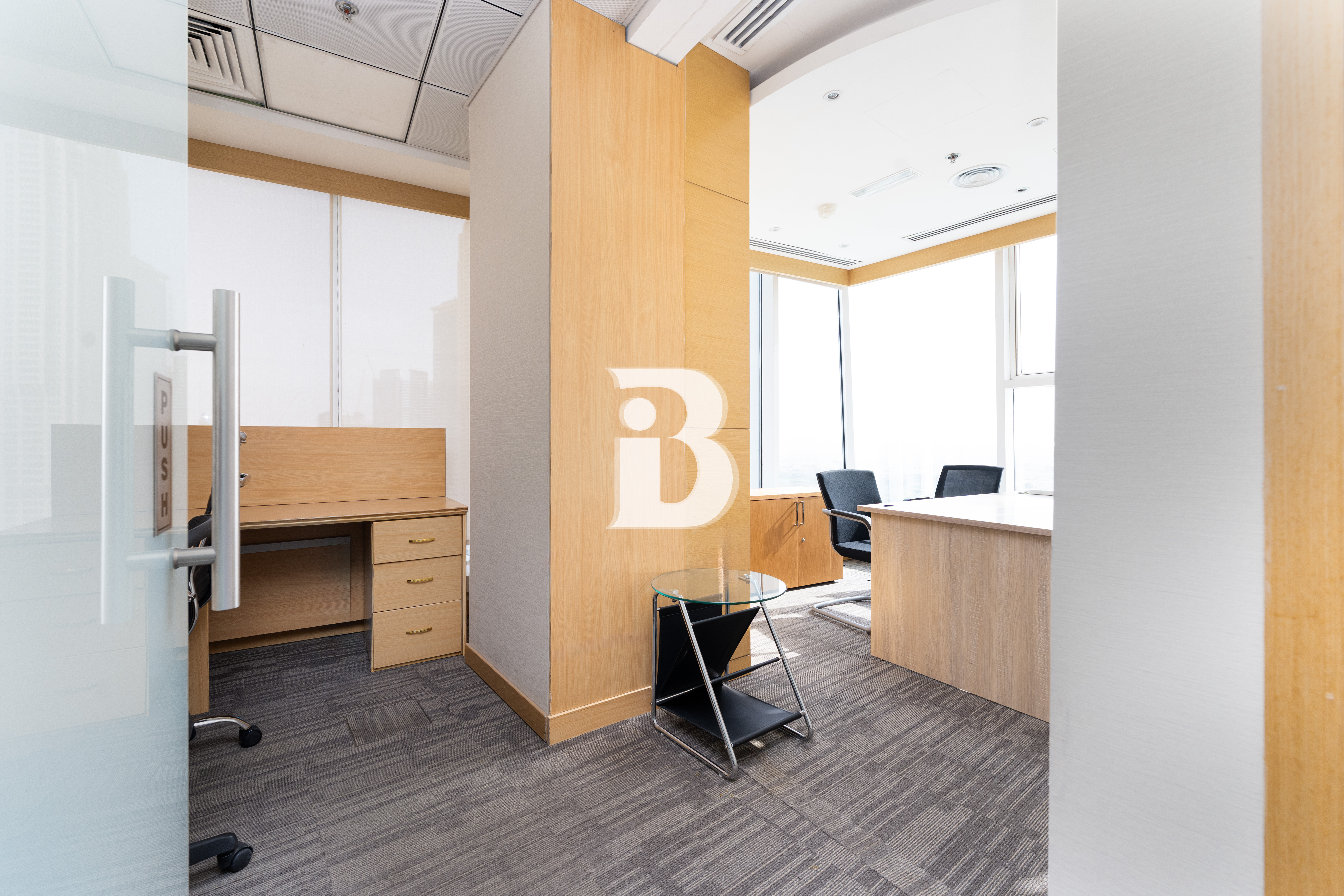 Professional Workspace | Fitted | High End