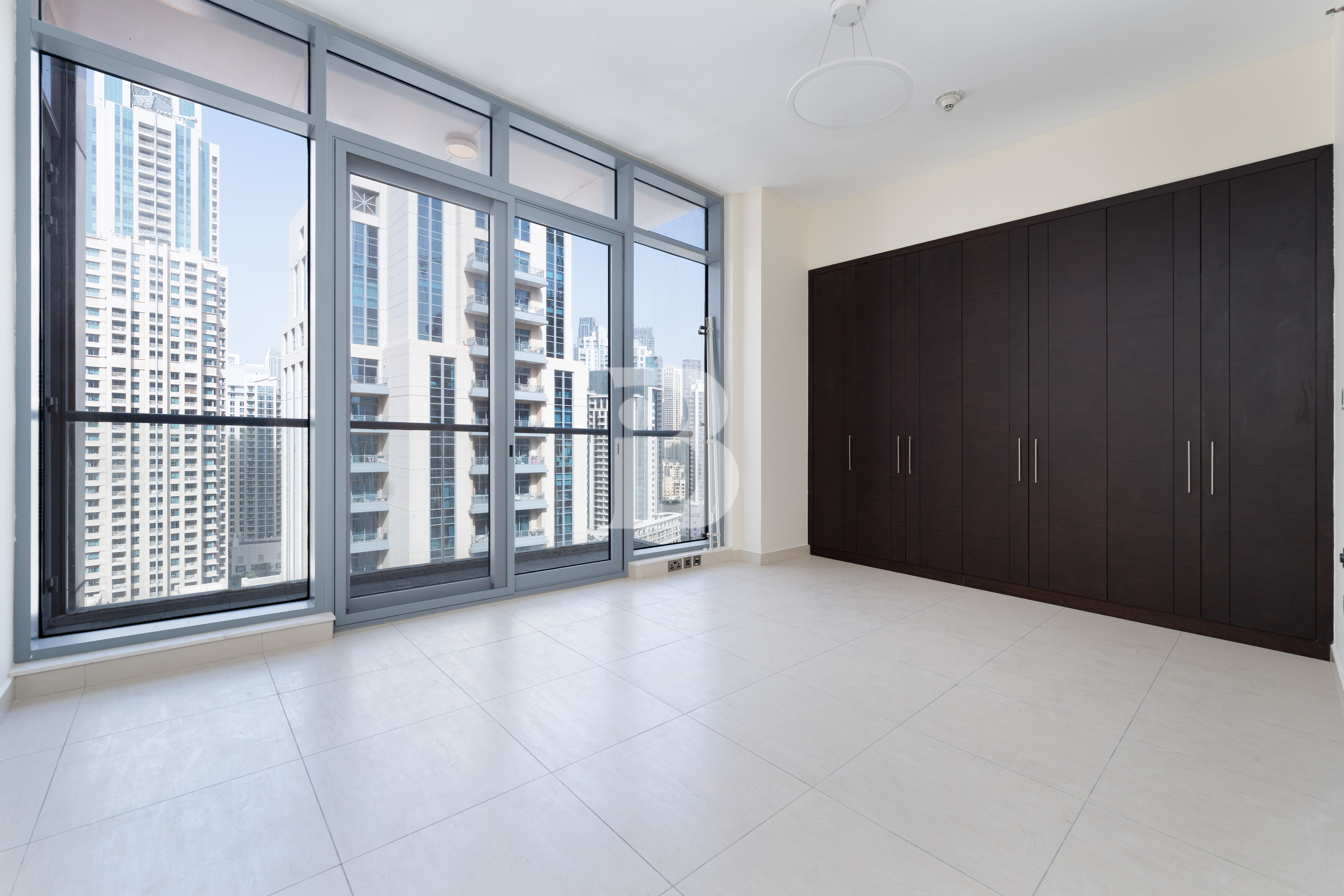 BURJ VIEW |SPACIOUS AND BRIGHT |MOTIVATED LANDLORD