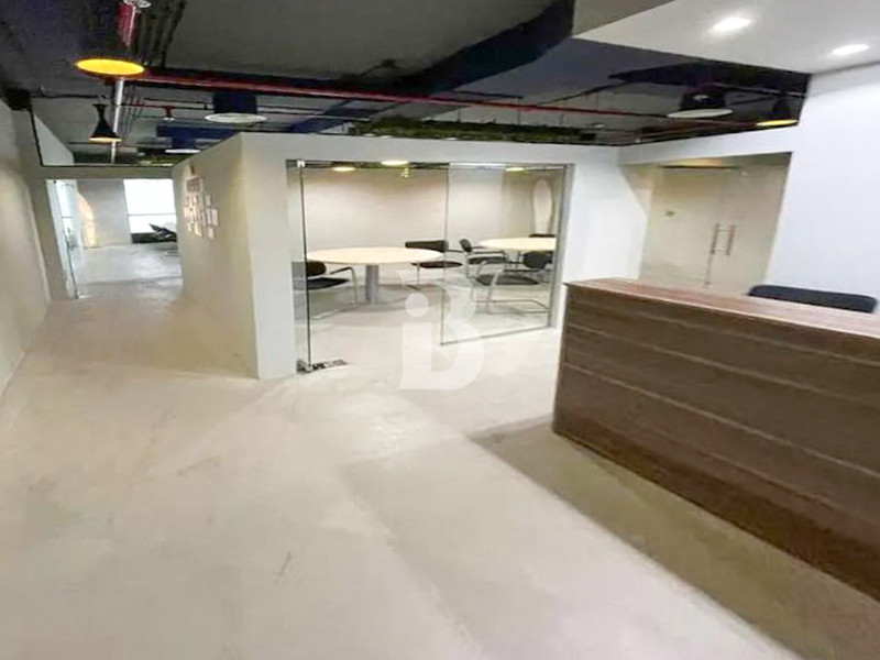 Fully Furnished Office | Near Metro | Regal Tower – Business Bay