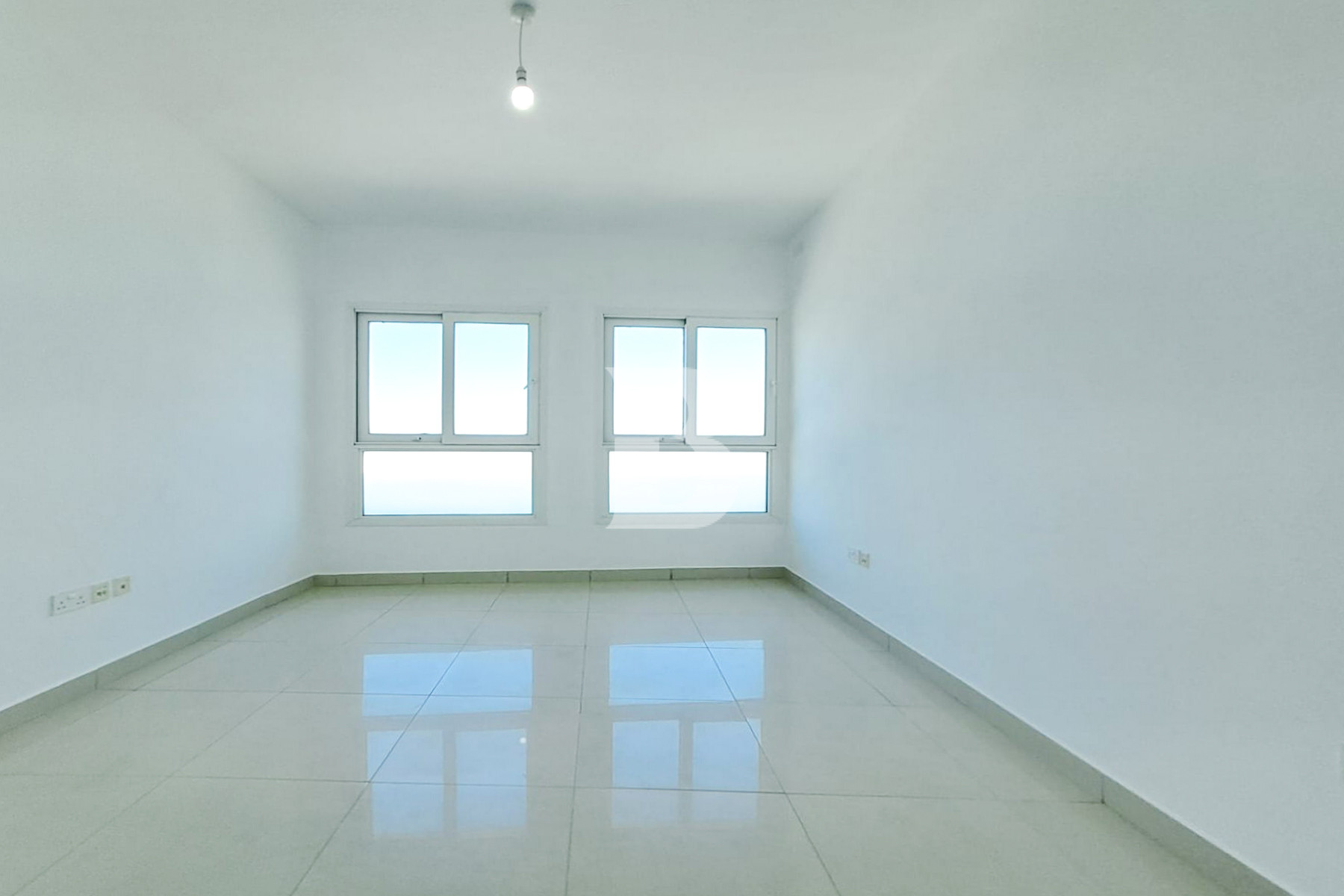 Ready to Move | Full Sea View | Prime Location