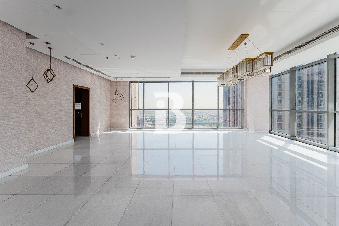 LUXURY PENTHOUSE | PRIME LOCATION | OCEAN VIEW