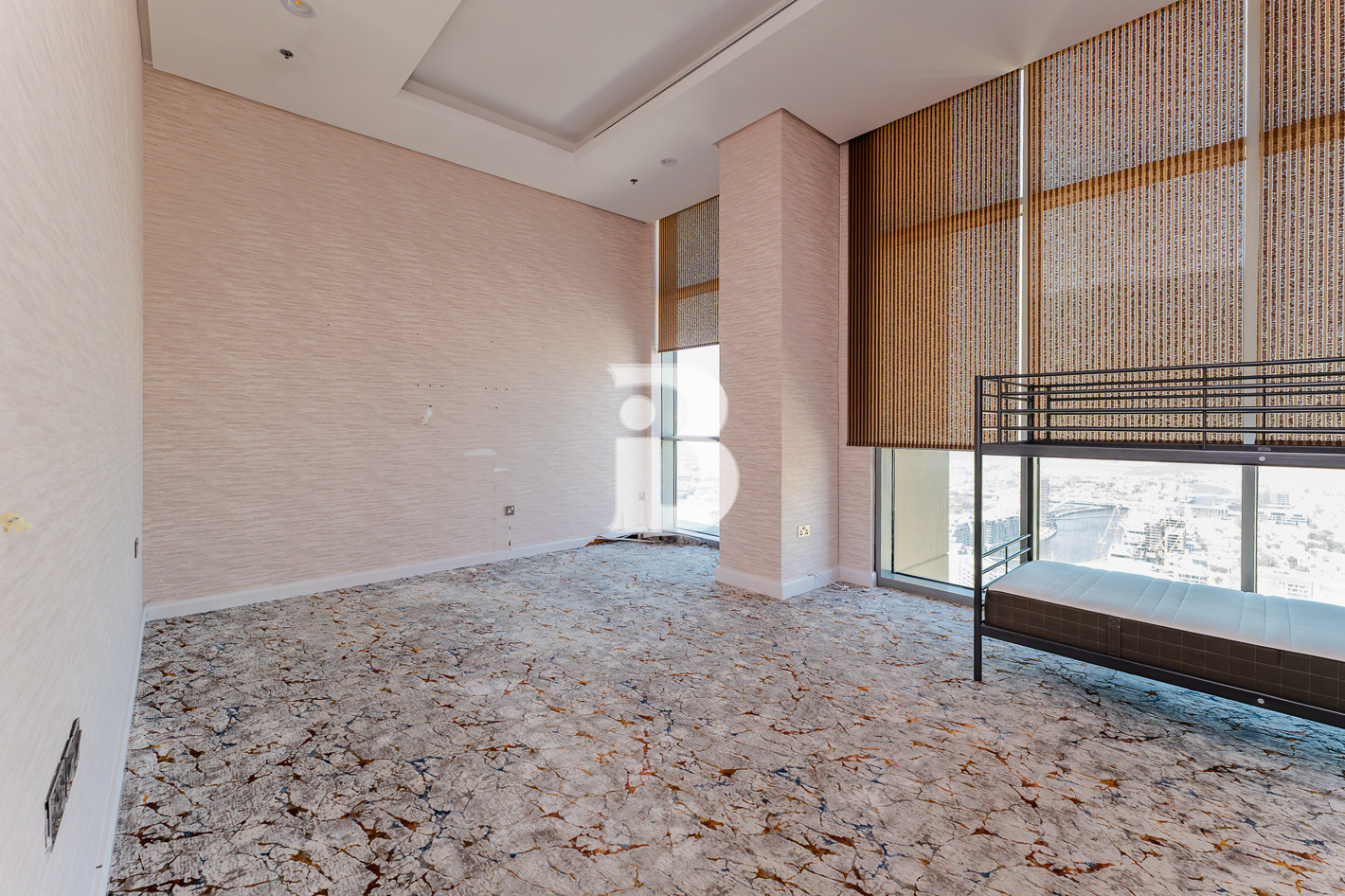 LUXURY PENTHOUSE | PRIME LOCATION | OCEAN VIEW 2