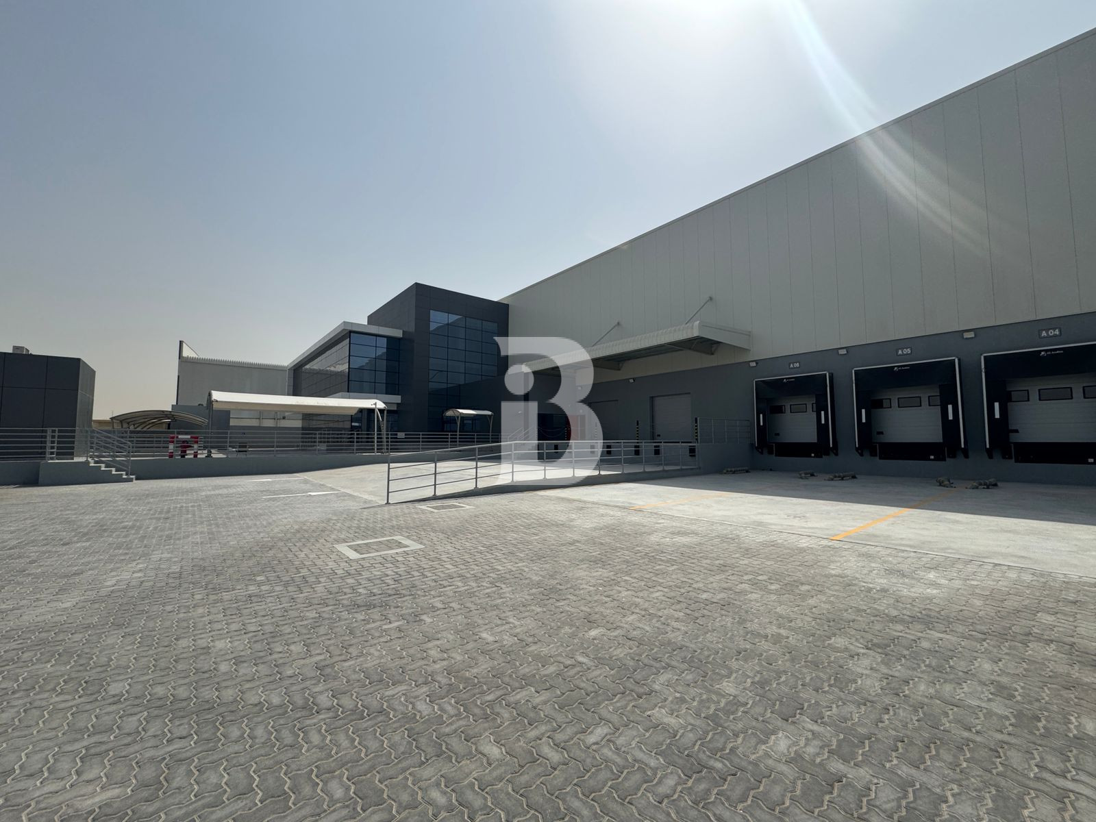 STANDALONE | 14M High | GRADE A | 1223 kW