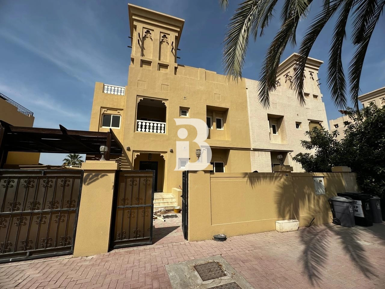 3-Storey Villa|5 Bed|Private Pool|Prime Living 1