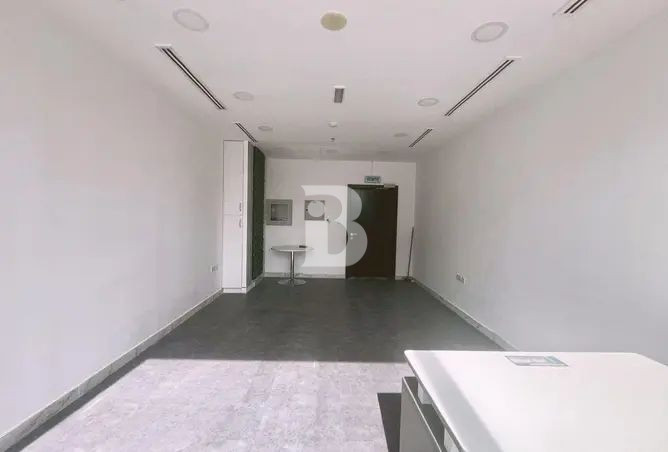 VACANT | PREMIUM OFFICE | VASTU | TAMANI ARTS