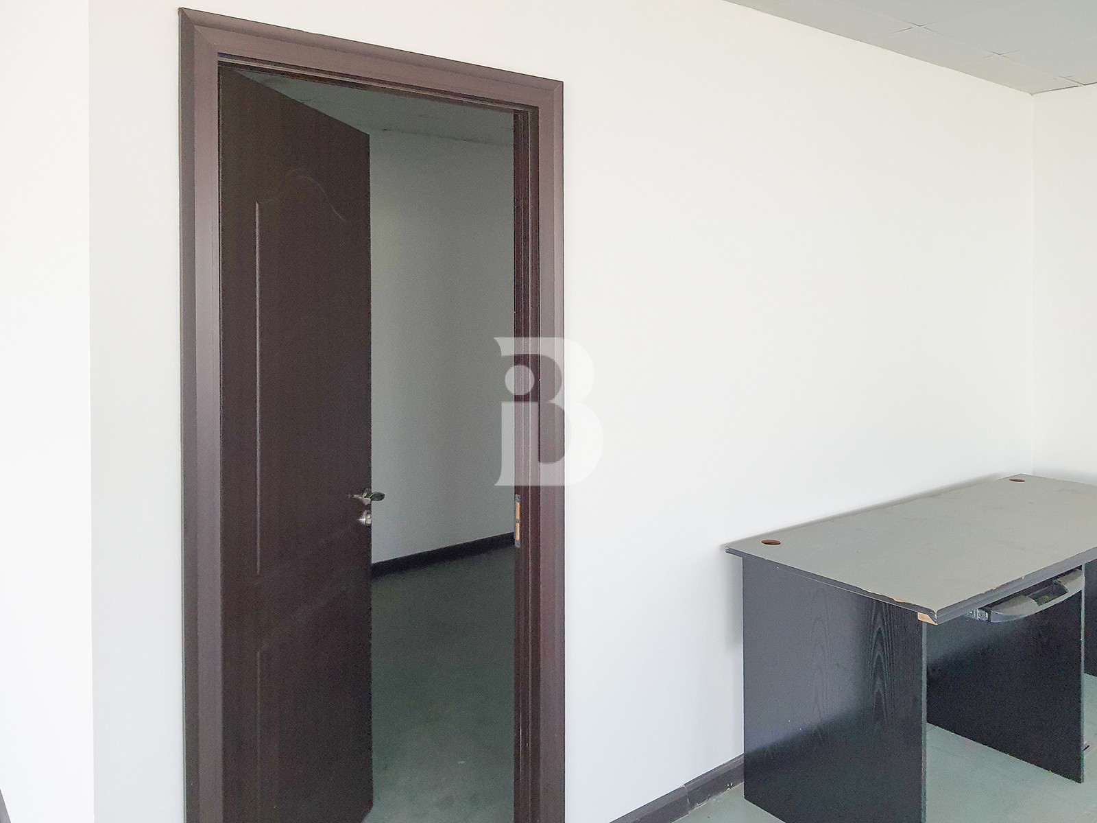 Office for Rent – Mazaya Business Avenue BB2