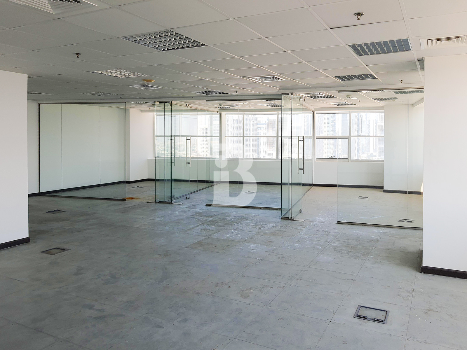 Office for Rent – Mazaya Business Avenue BB2