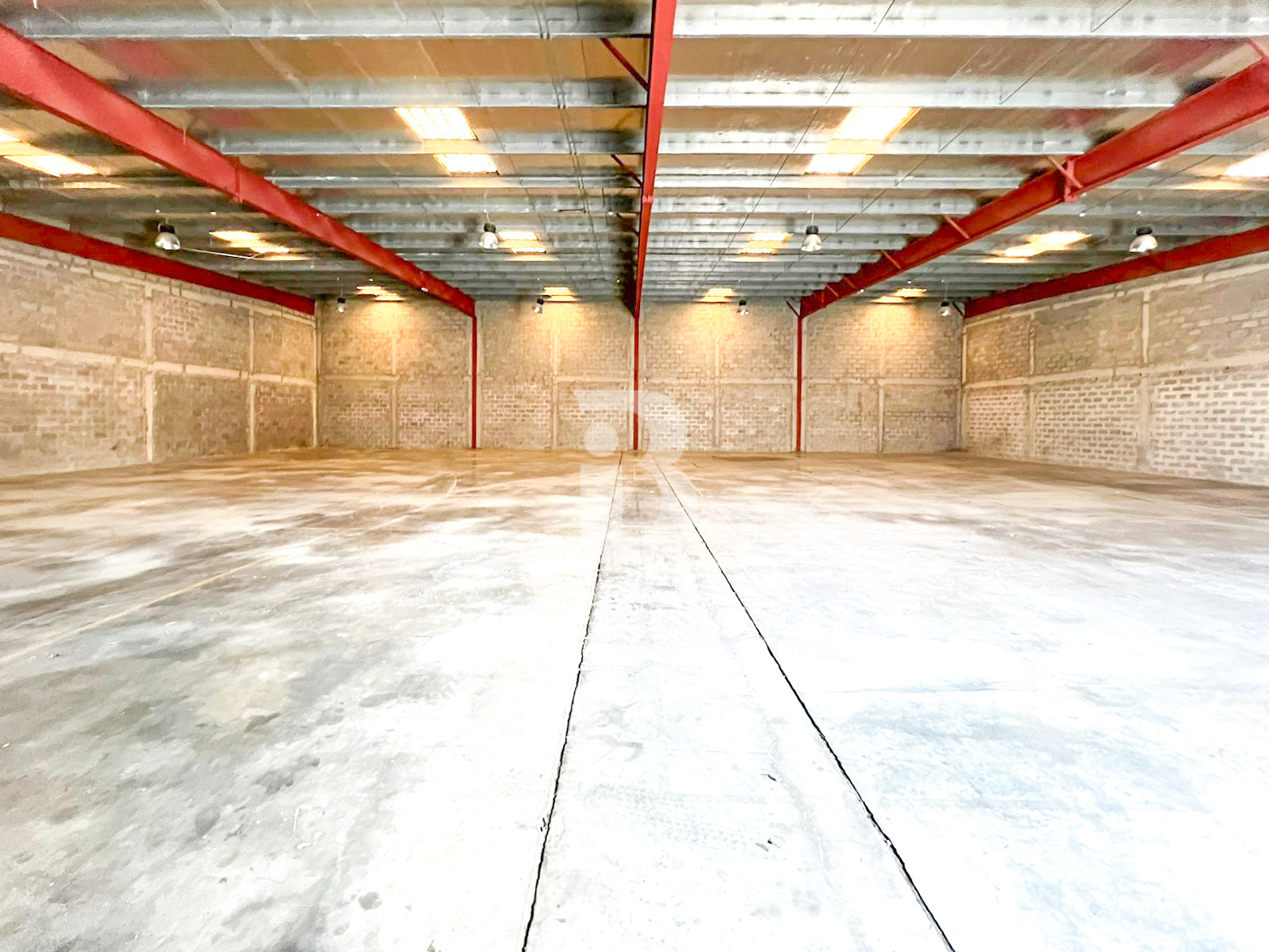 Only 55 psft 16800 Sqft warehouse in DIP