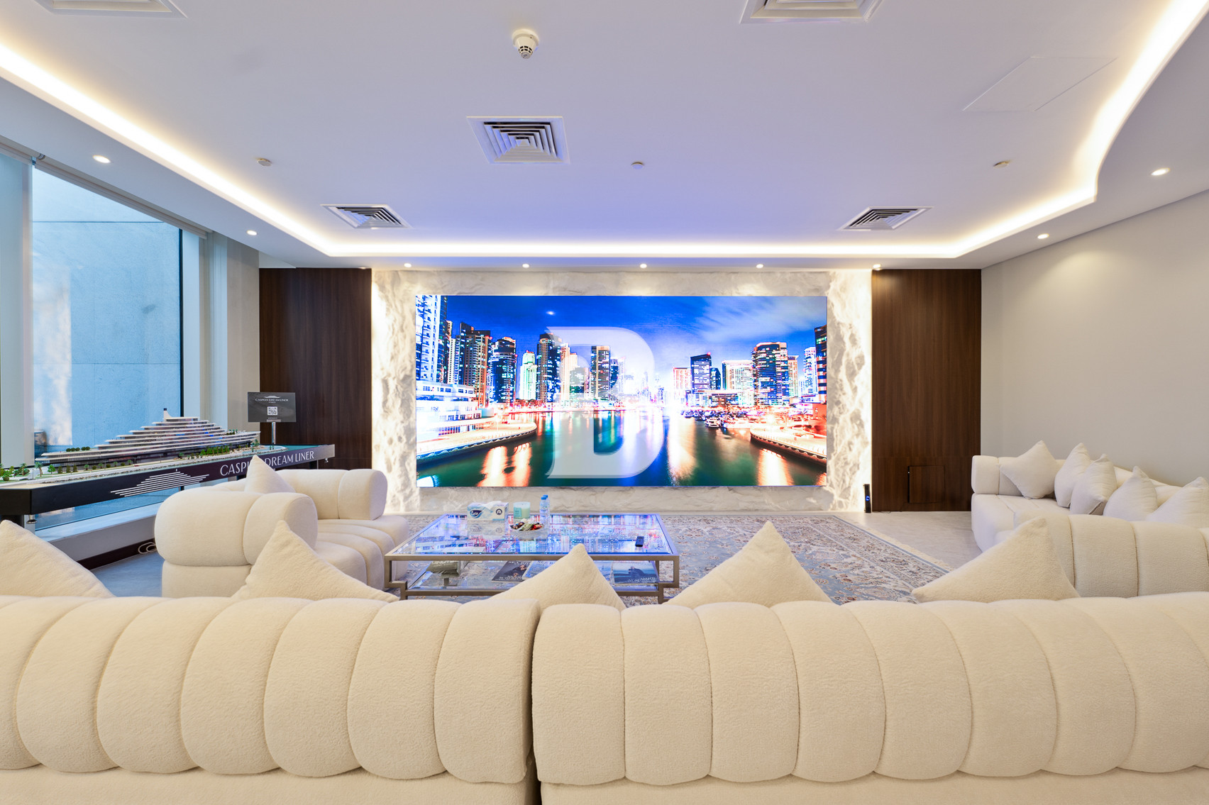 High-end Fitted | 4 Parking | Emaar Square