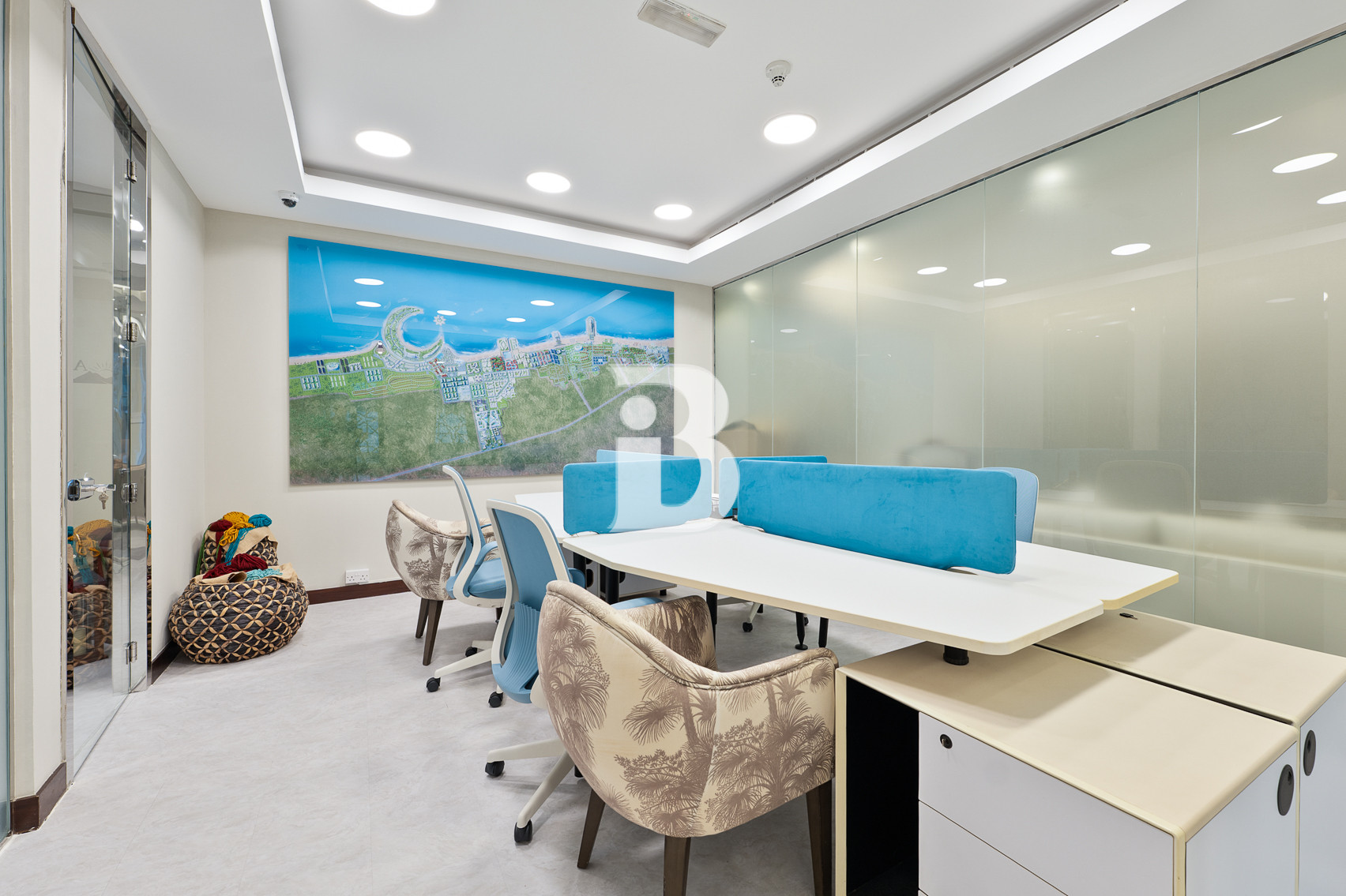 High-end Fitted | 4 Parking | Emaar Square