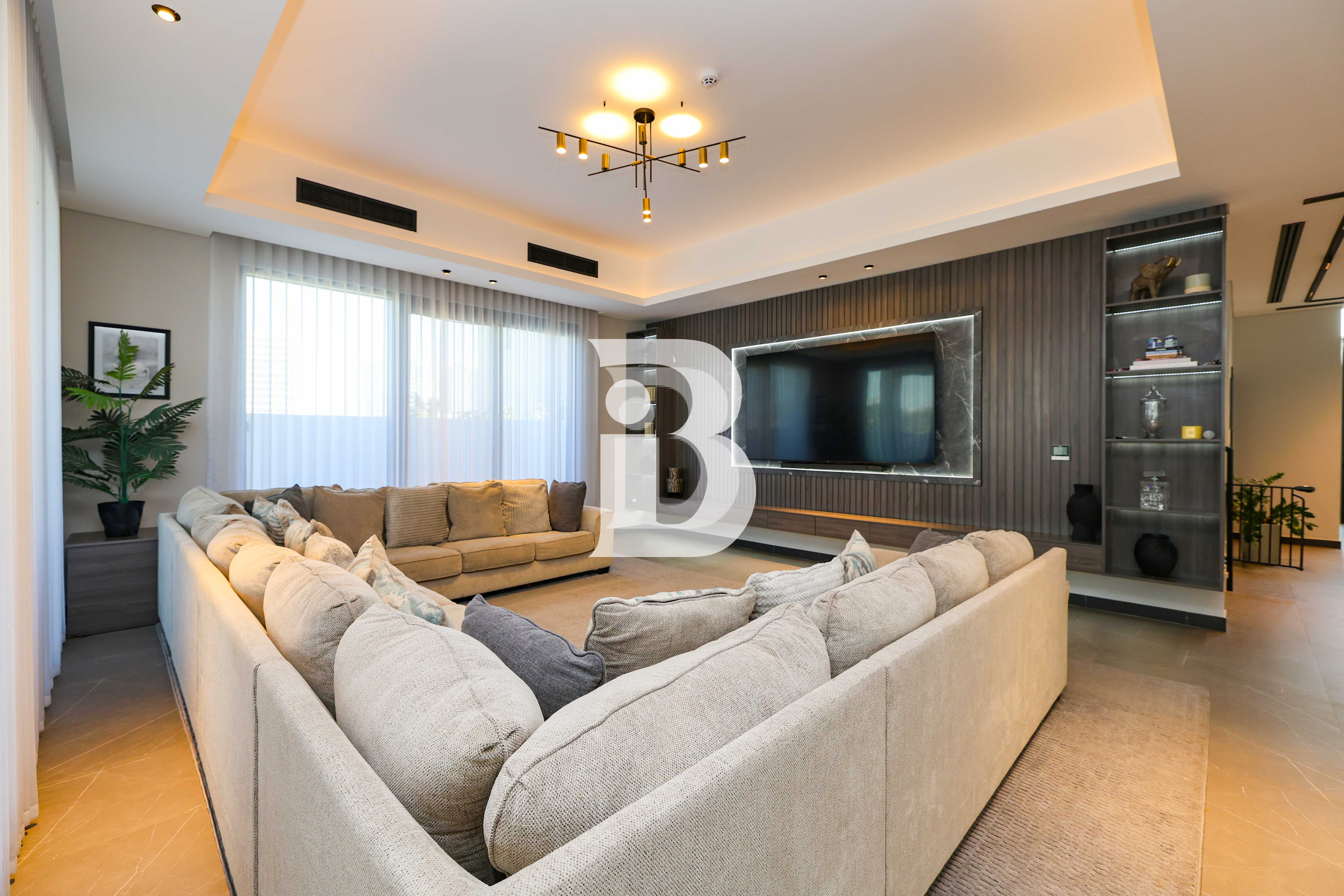 Fully Furnished | Single Row | Huge Layout