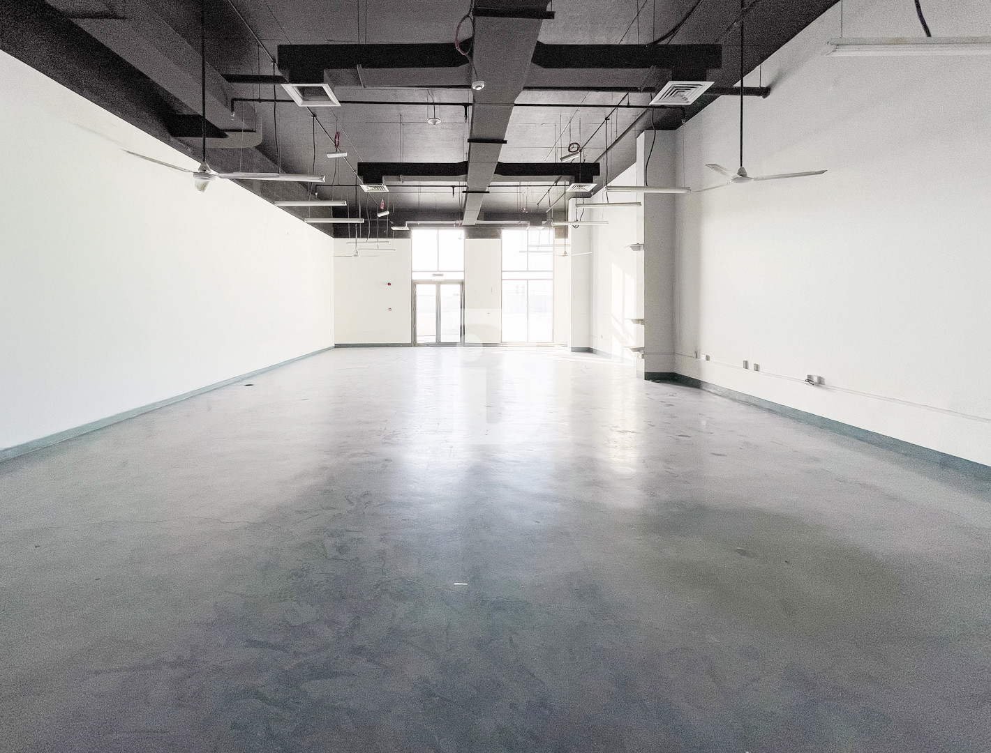 Fitted Retail | Prime Location  | Next to Metro