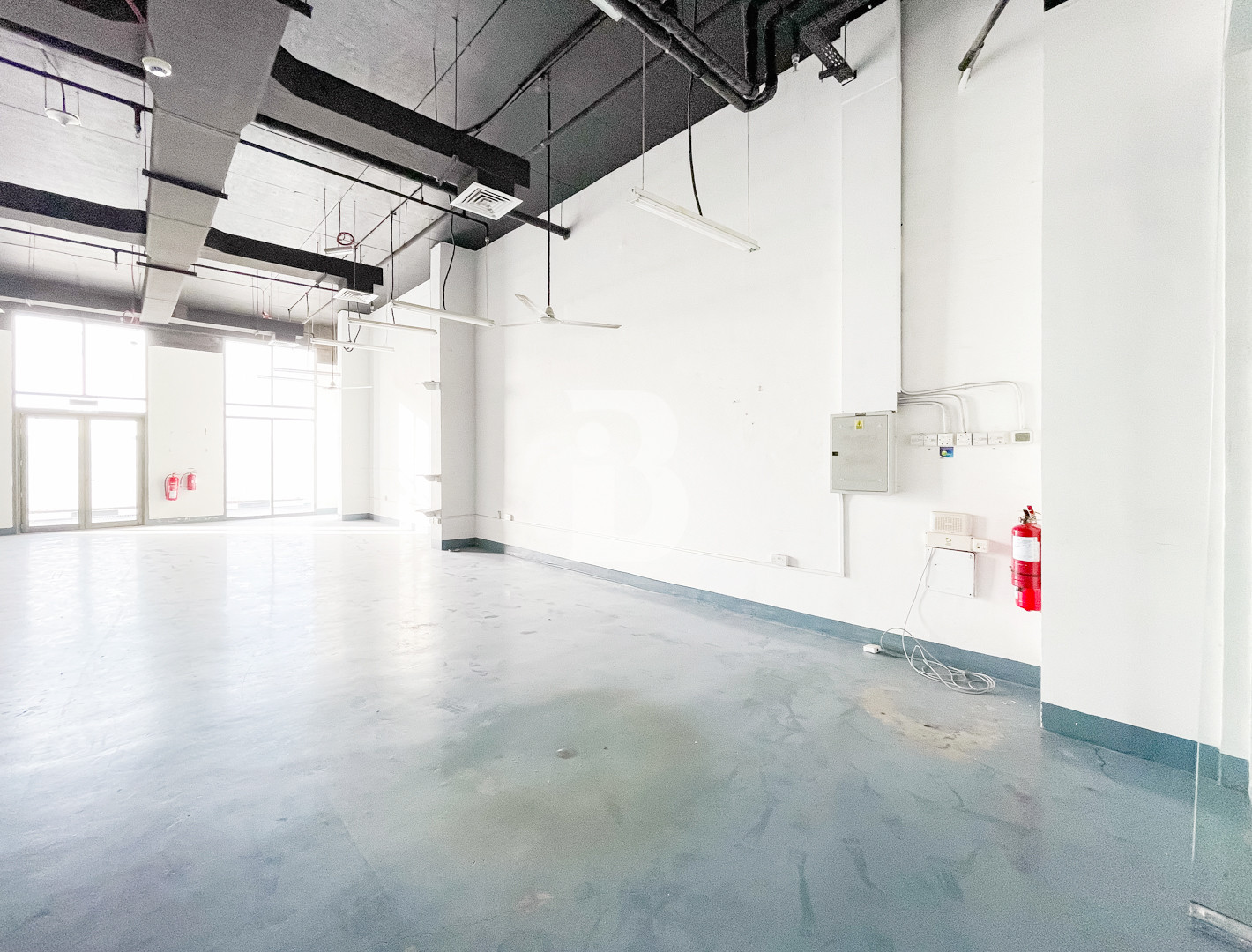 Fitted Retail | Prime Location  | Next to Metro