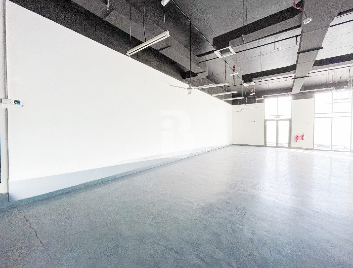 Fitted Retail | Prime Location  | Next to Metro