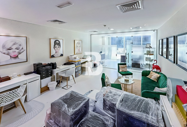 PREMIUM OFFICE | RENTED | FULLY FITTED | TAMANI