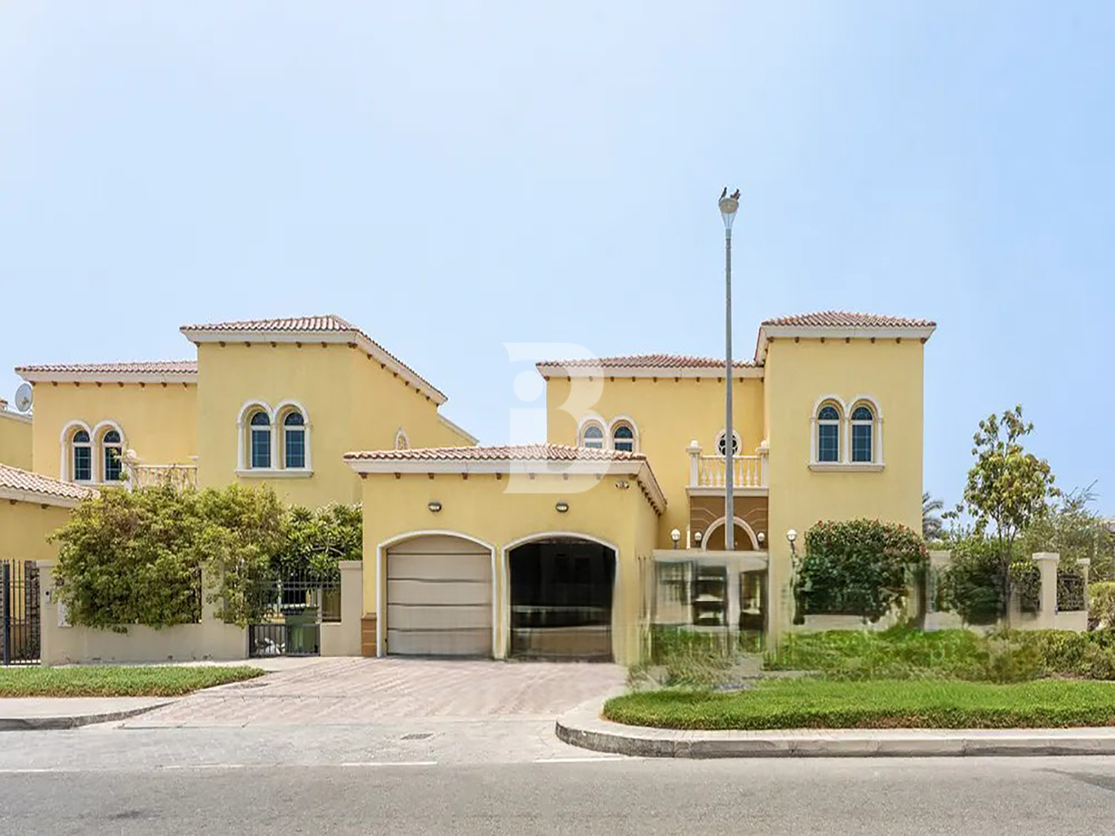 Huge Plot | Vastu | Upgraded | Private Pool 1