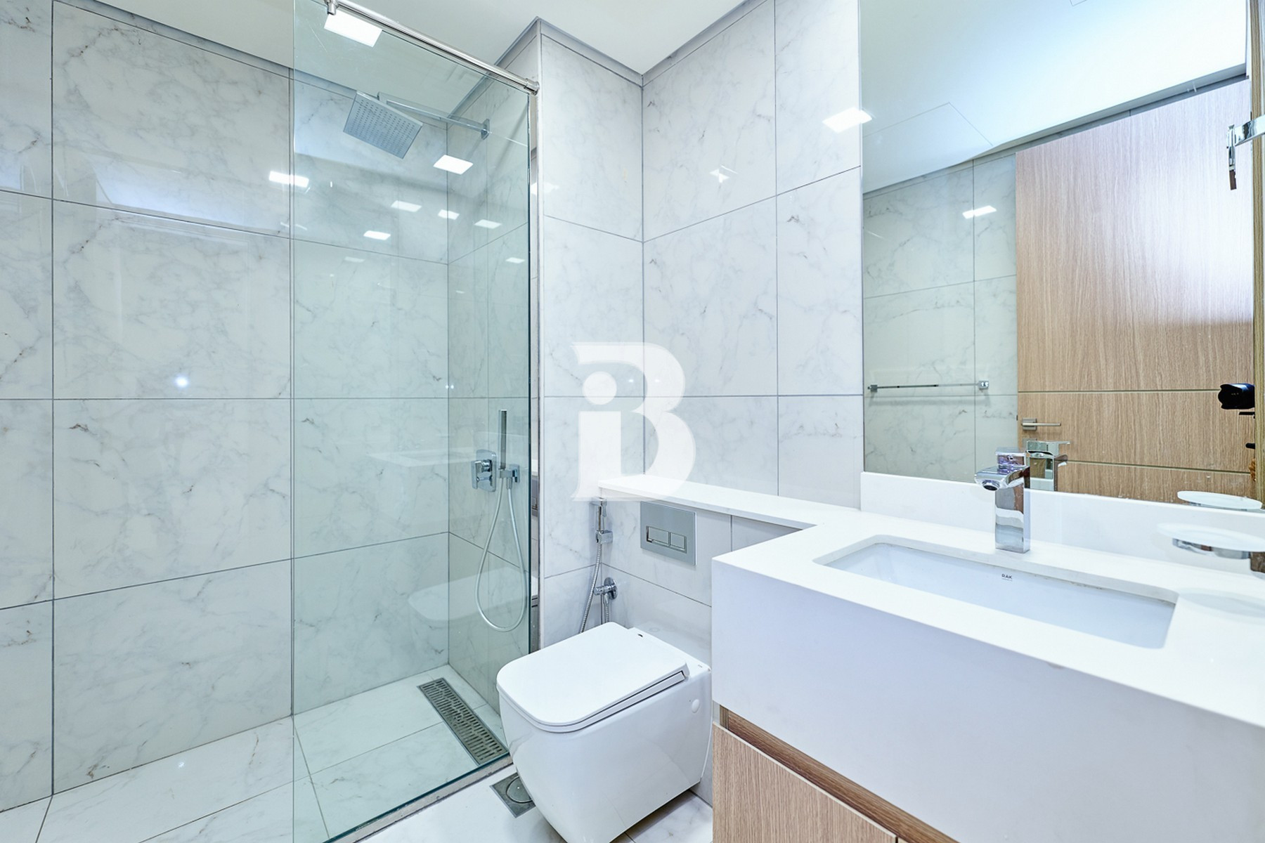 2 Bed + Maids Room | High Floor | Beach Access