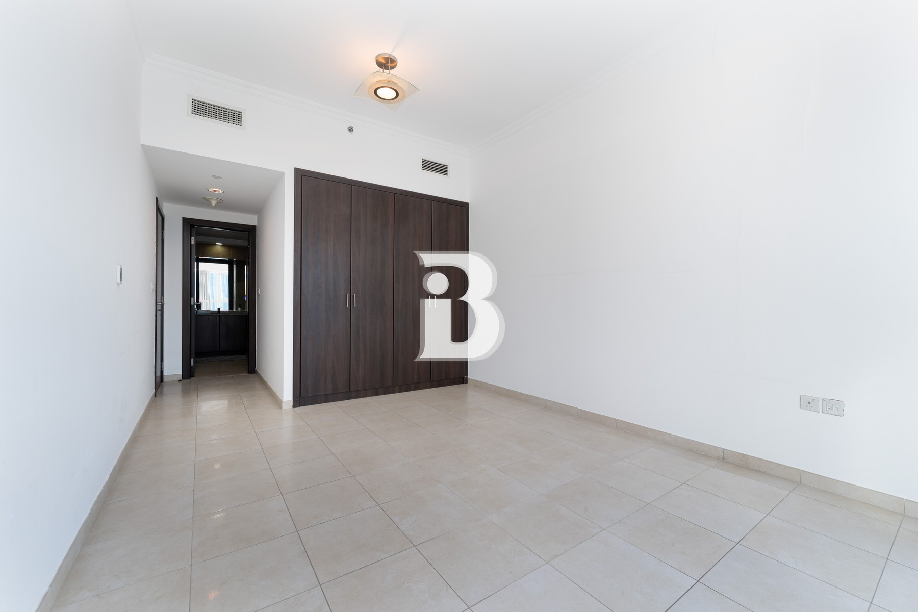 Canal Burj Al Arab Stable View | White Goods