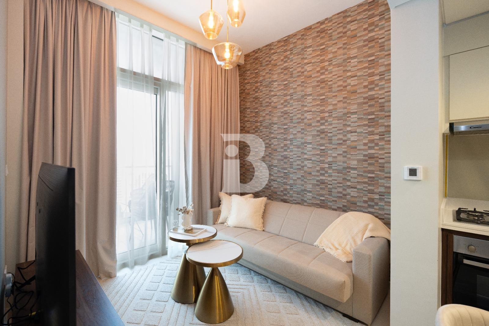 PRIME LOCATION | FULLY FURNISHED | READY TO MOVE