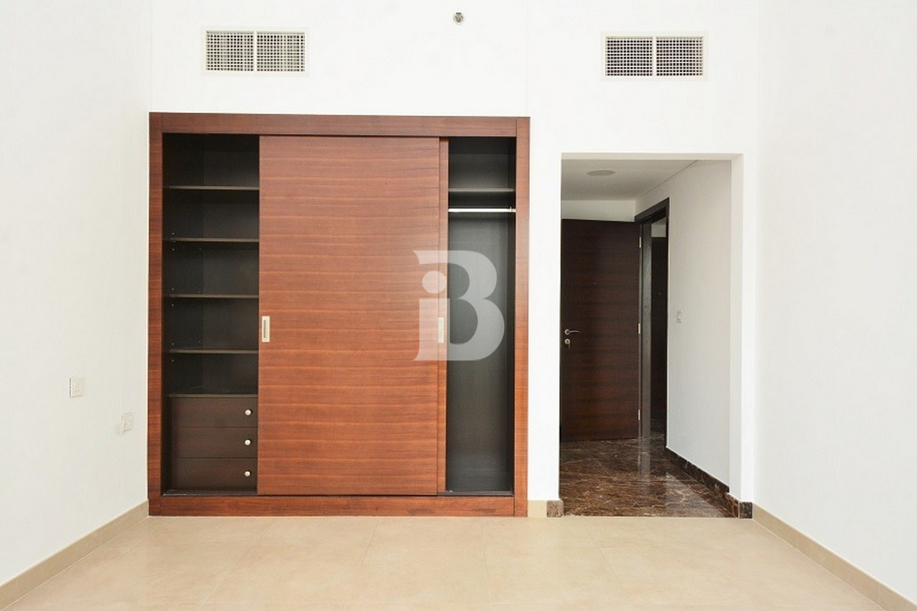 Marina Views | Ready to Move In | Best deal