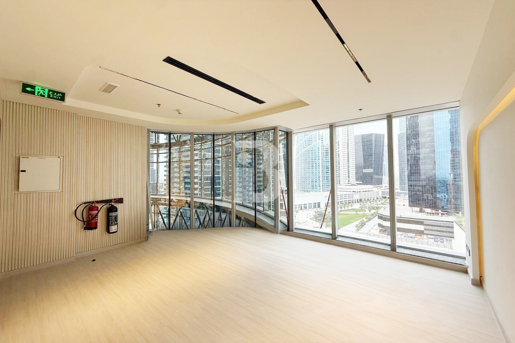 MODERN OFFICE | FULLY RENOVATED | PRICE NEGOTIABLE