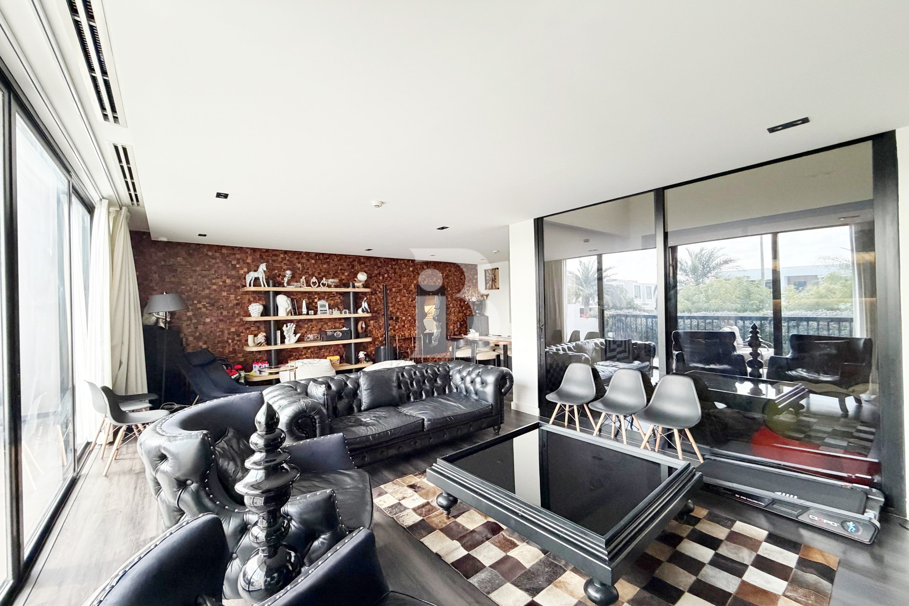 LARGEST BUA| UPGRADED CORNER UNIT | VOT