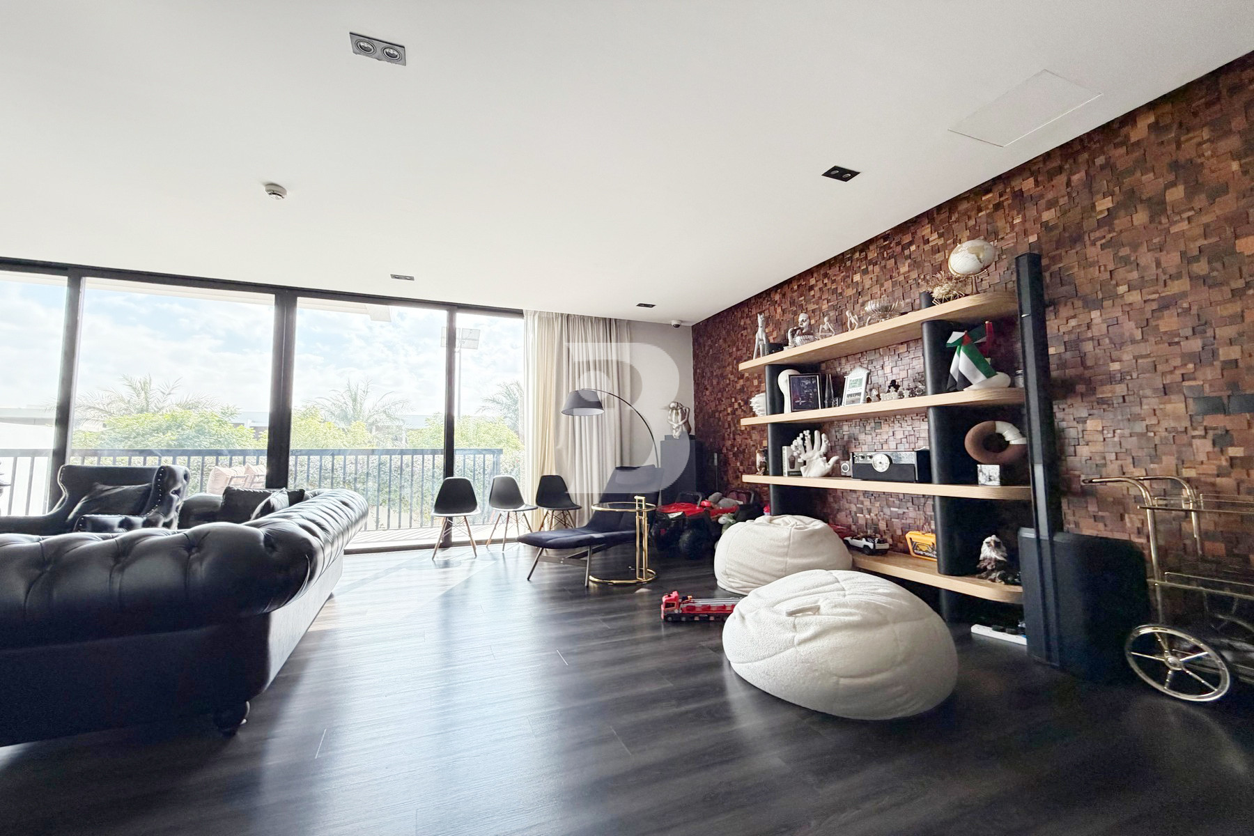 LARGEST BUA| UPGRADED CORNER UNIT | VOT