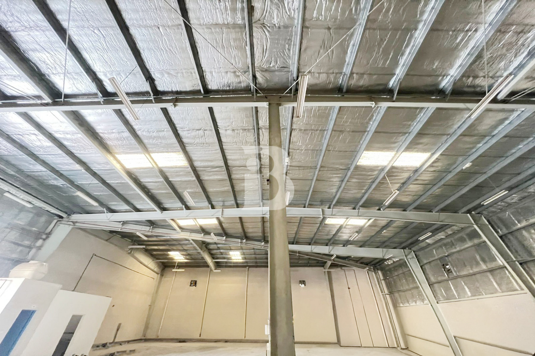 30 days free 9060 sqft Warehouse in DIP 1