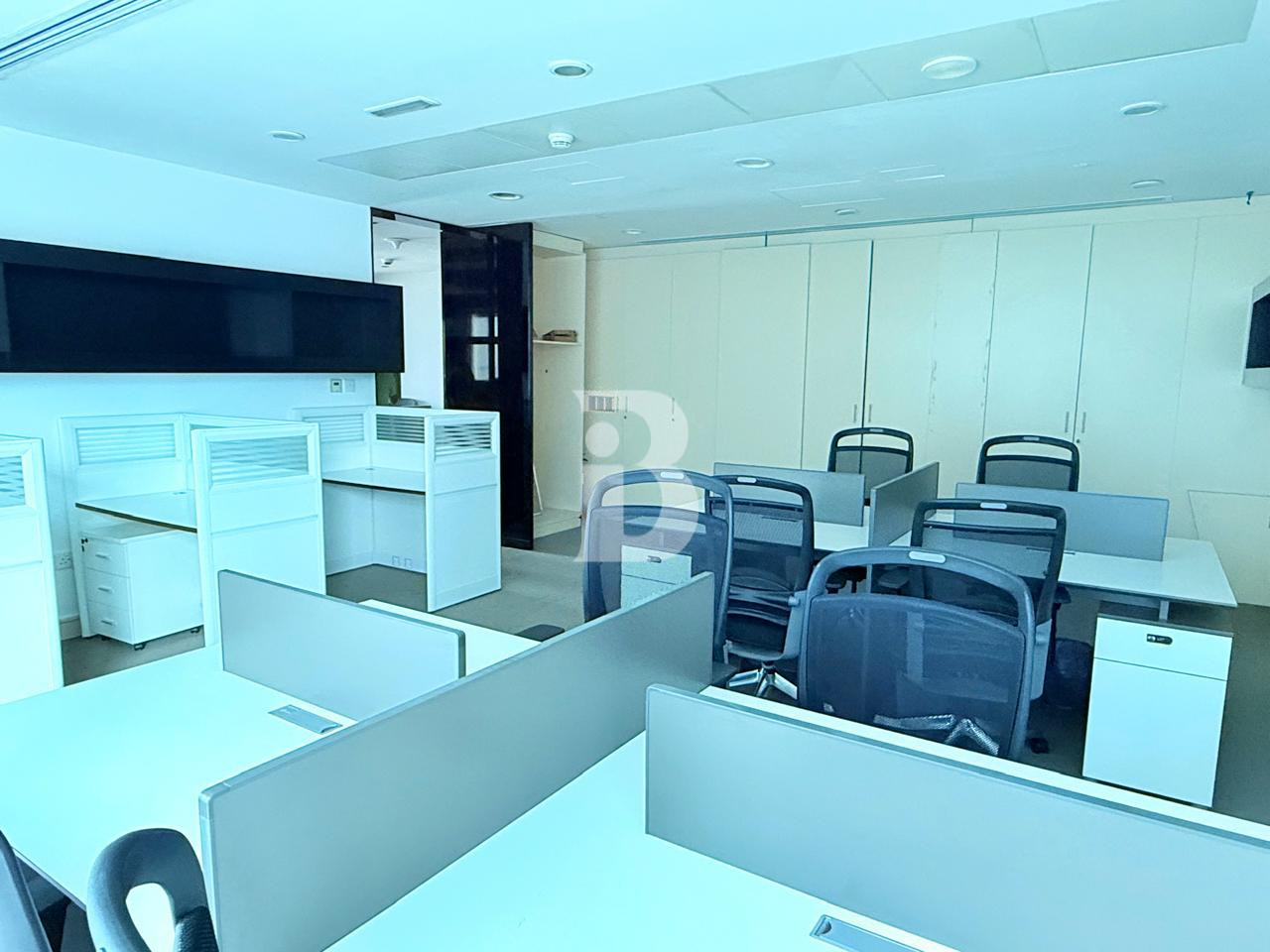 Fully Furnished I Spacious office I SZR Road