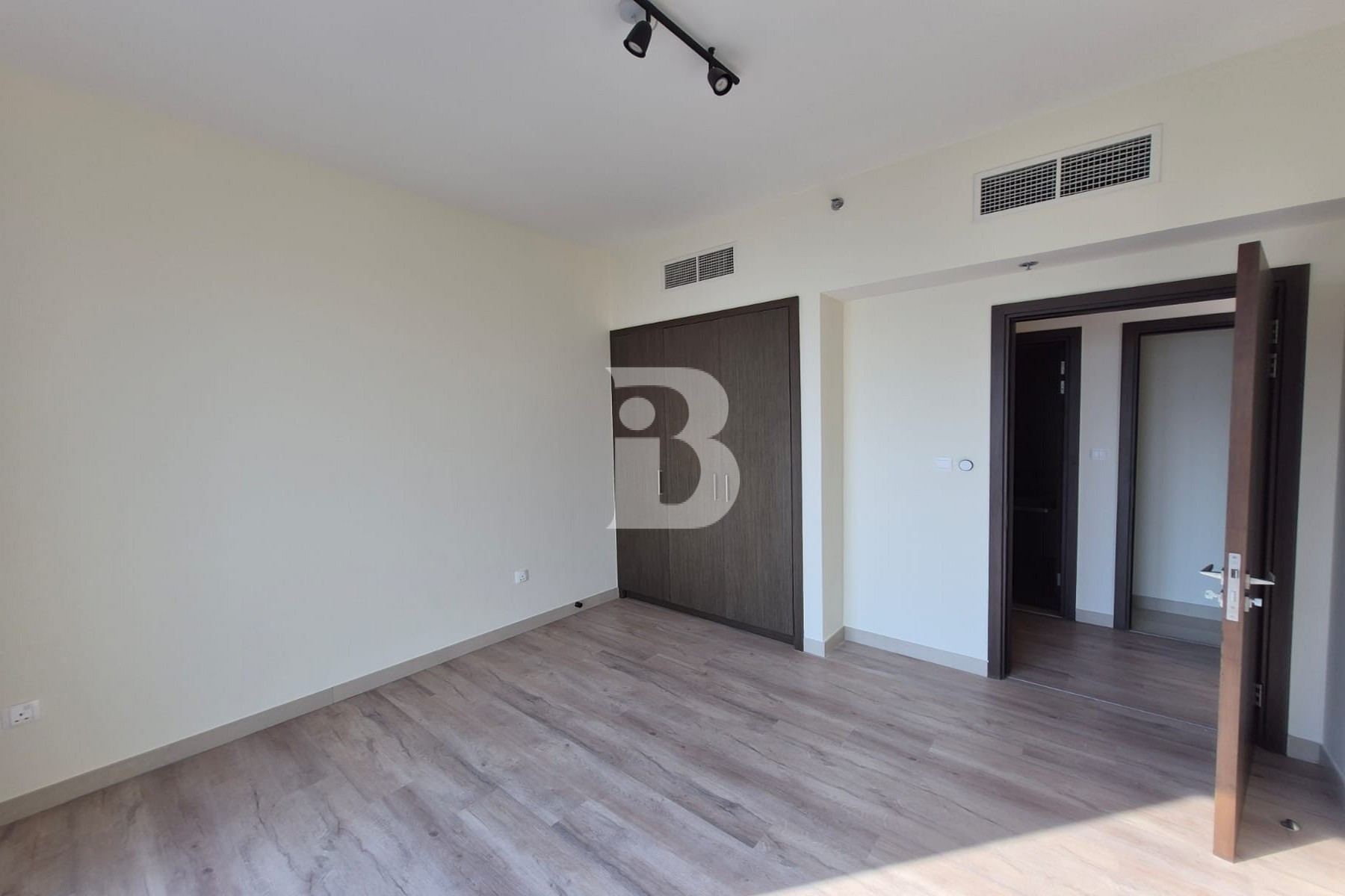 SERENE PARK VIEW | HIGH FLOOR | HIGH ROI